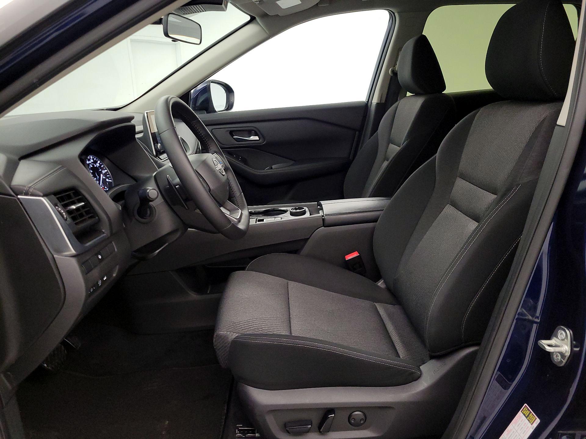 Thumbnail: 2025 Nissan Rogue - 11