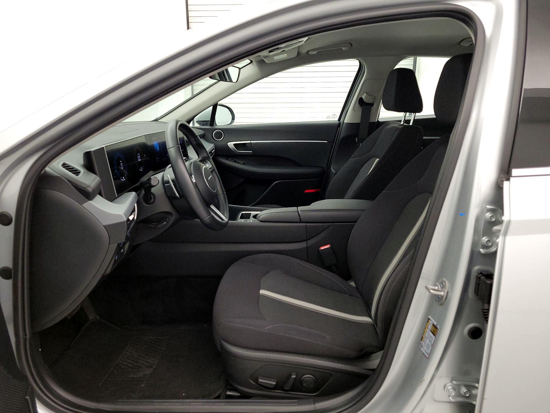 Thumbnail: 2025 Hyundai Sonata - 11