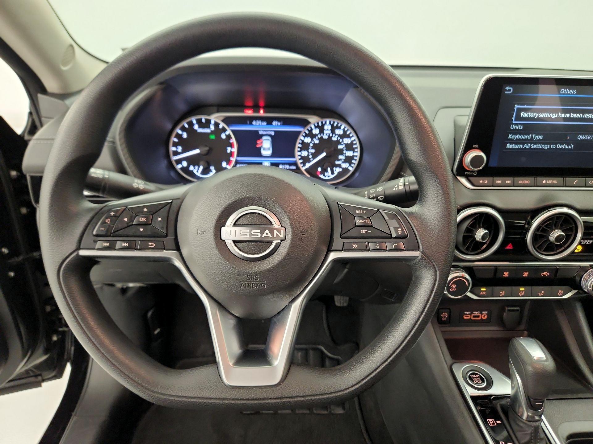 Thumbnail: 2024 Nissan Sentra - 10