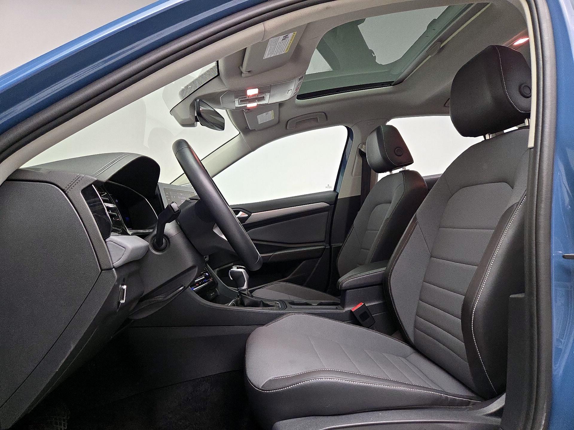 Thumbnail: 2025 Volkswagen Jetta - 19