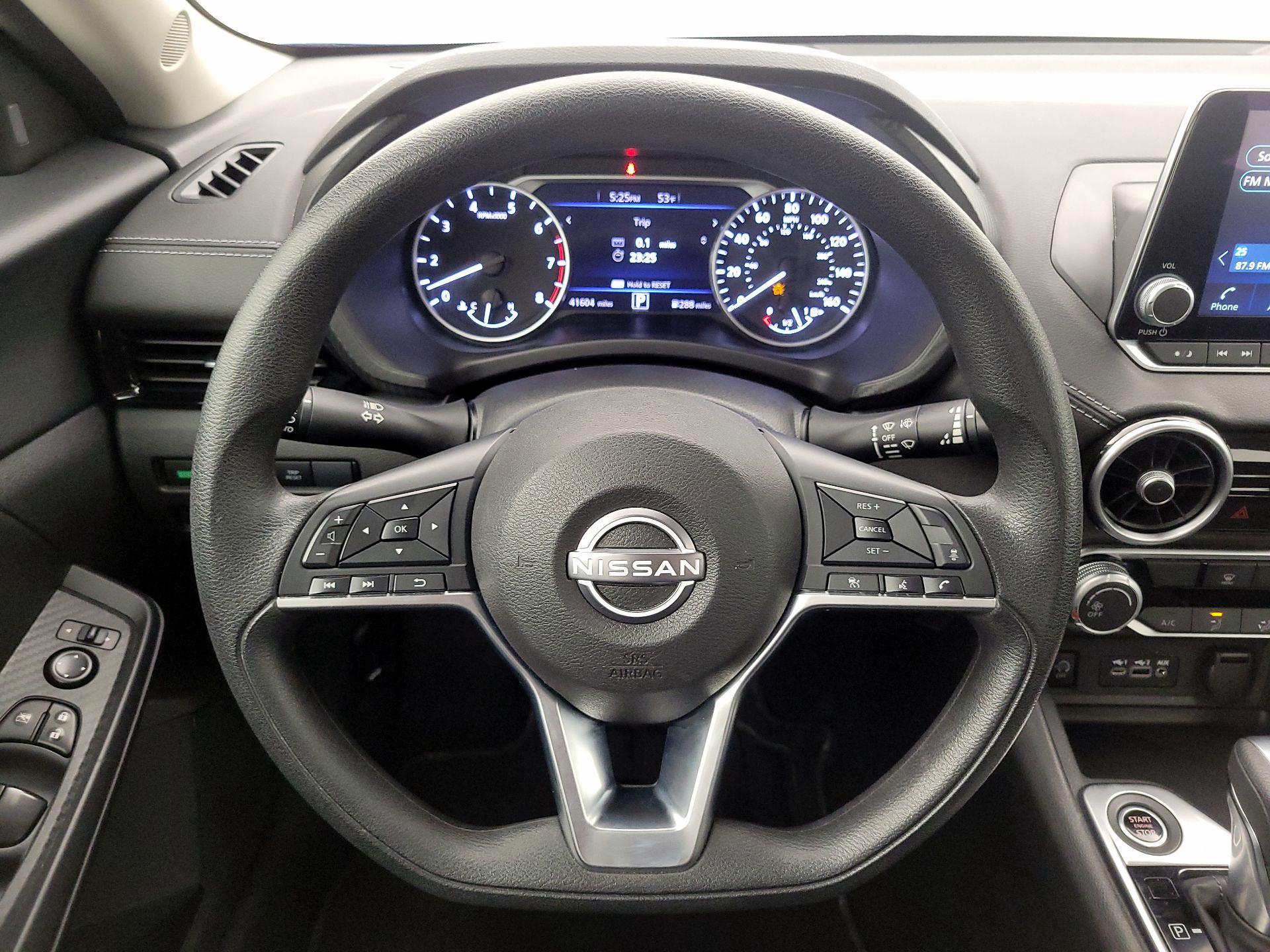 Thumbnail: 2024 Nissan Sentra - 10