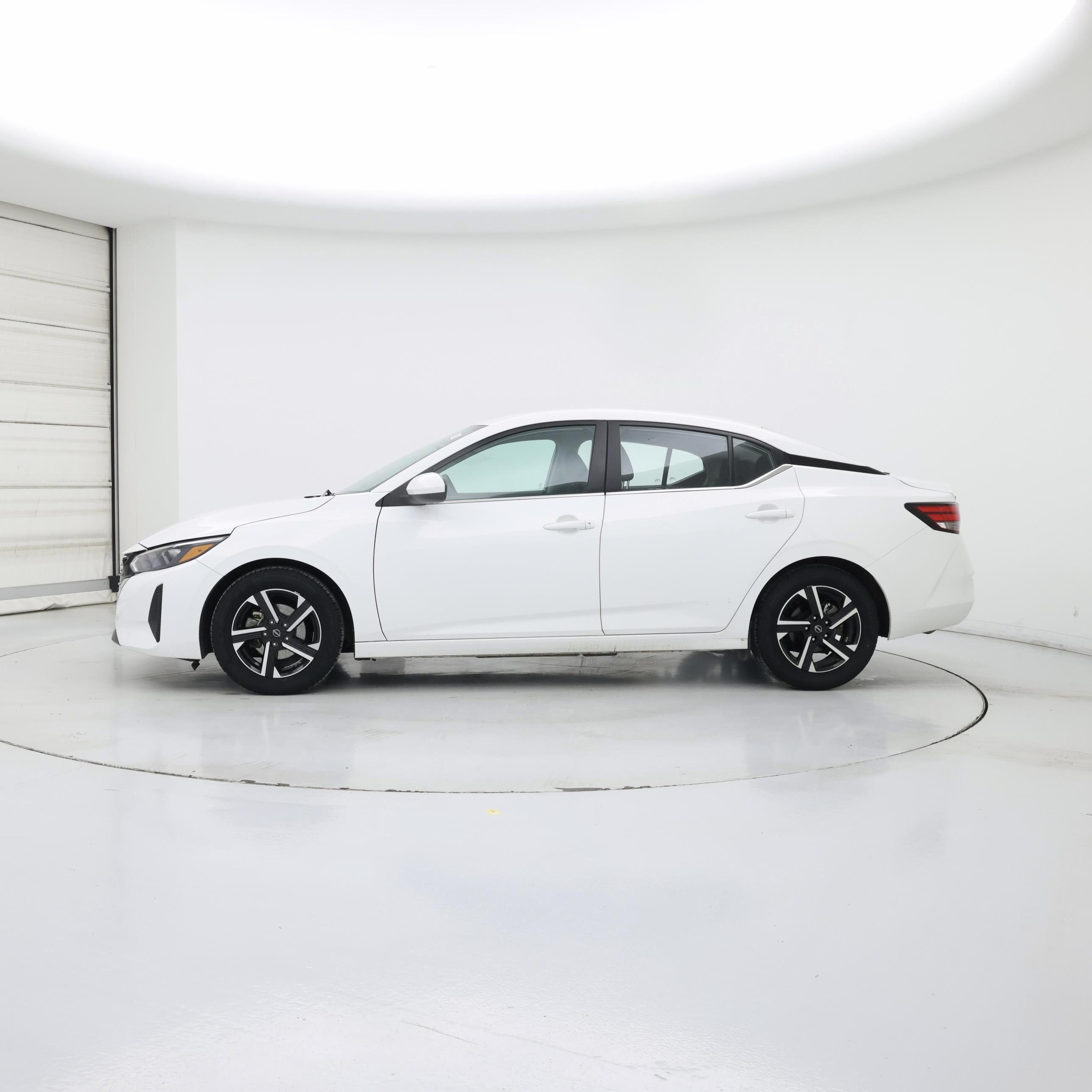 Thumbnail: 2024 Nissan Sentra - 3