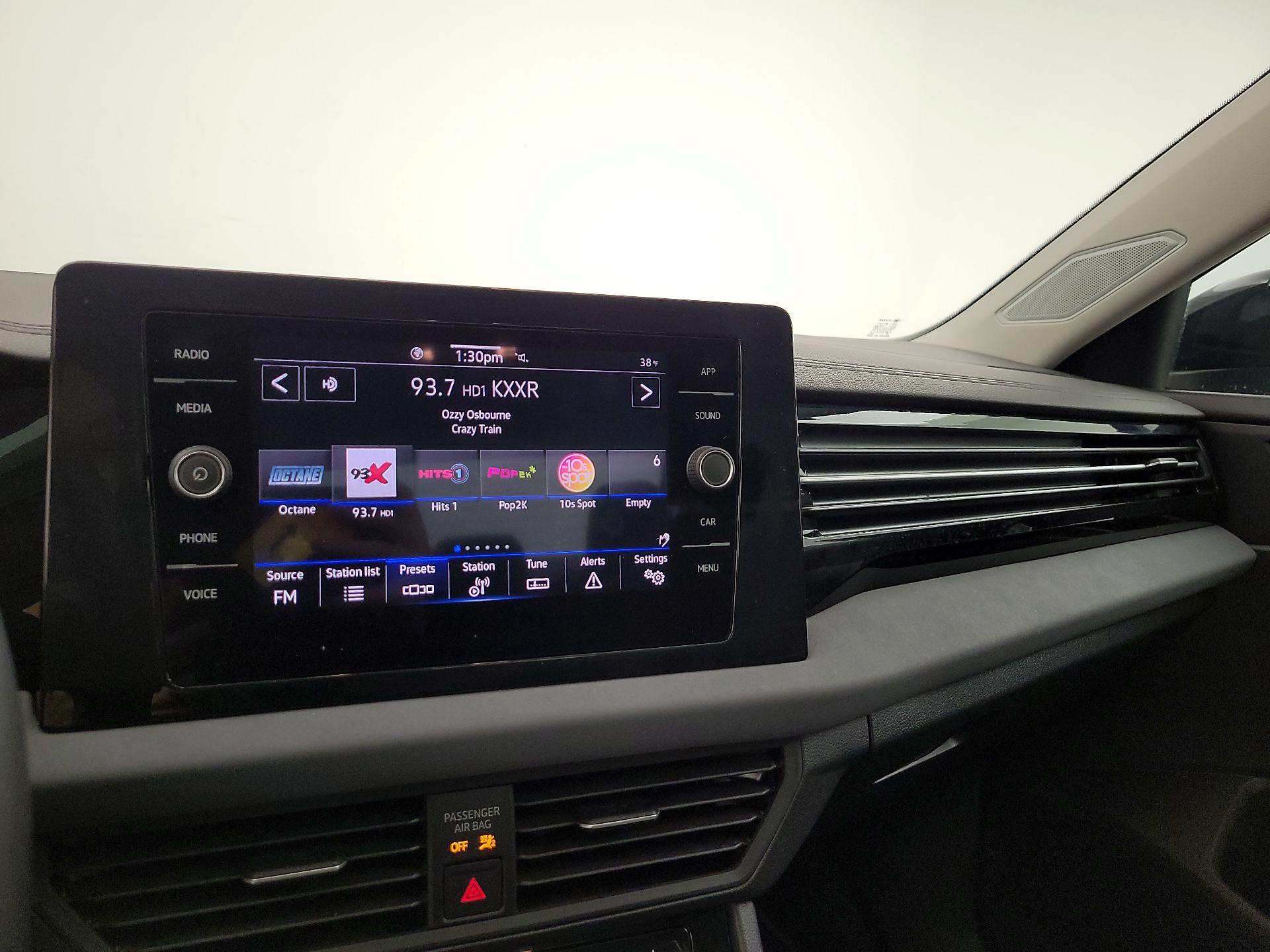 Thumbnail: 2025 Volkswagen Jetta - 15