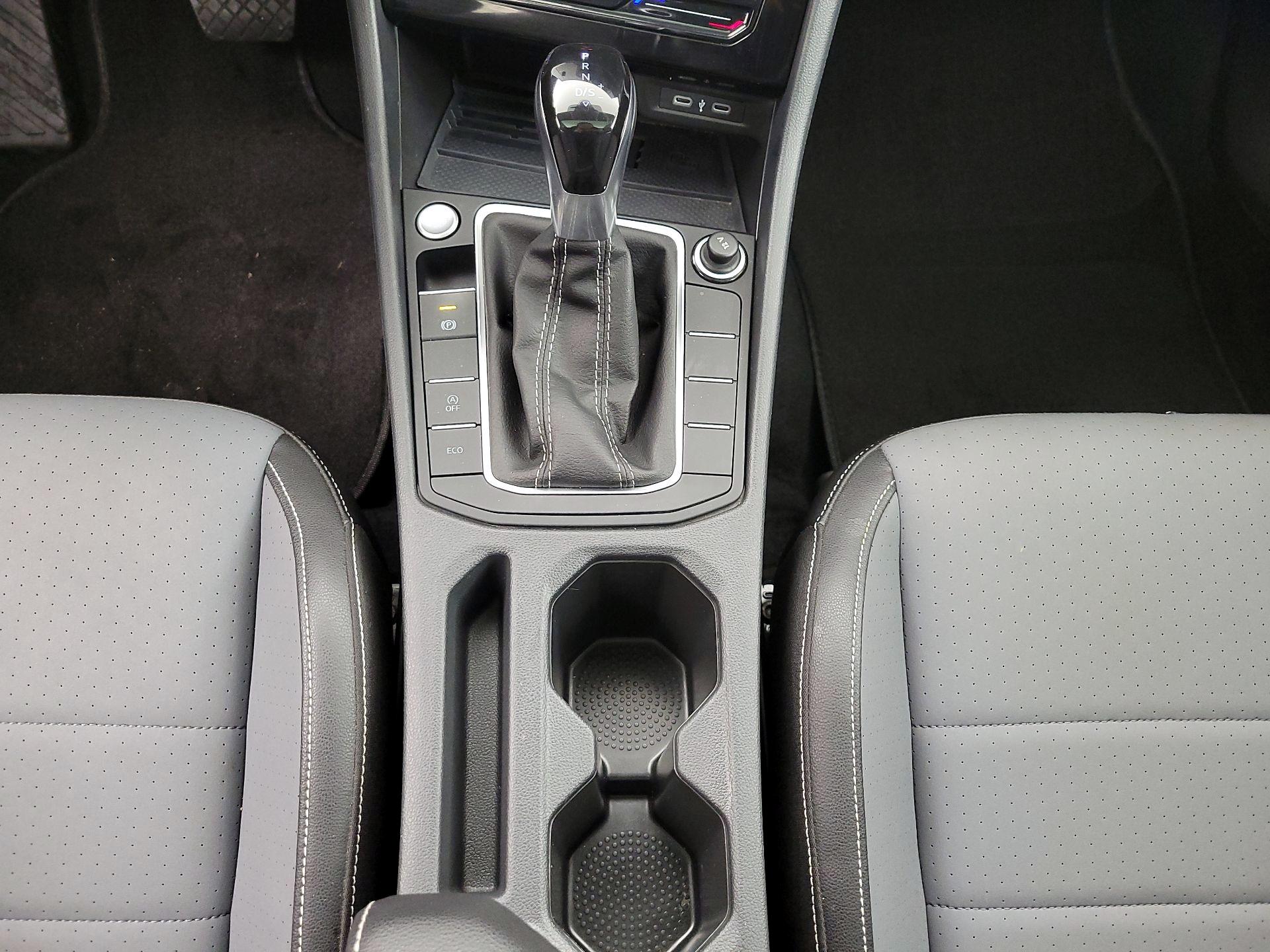 Thumbnail: 2025 Volkswagen Jetta - 17