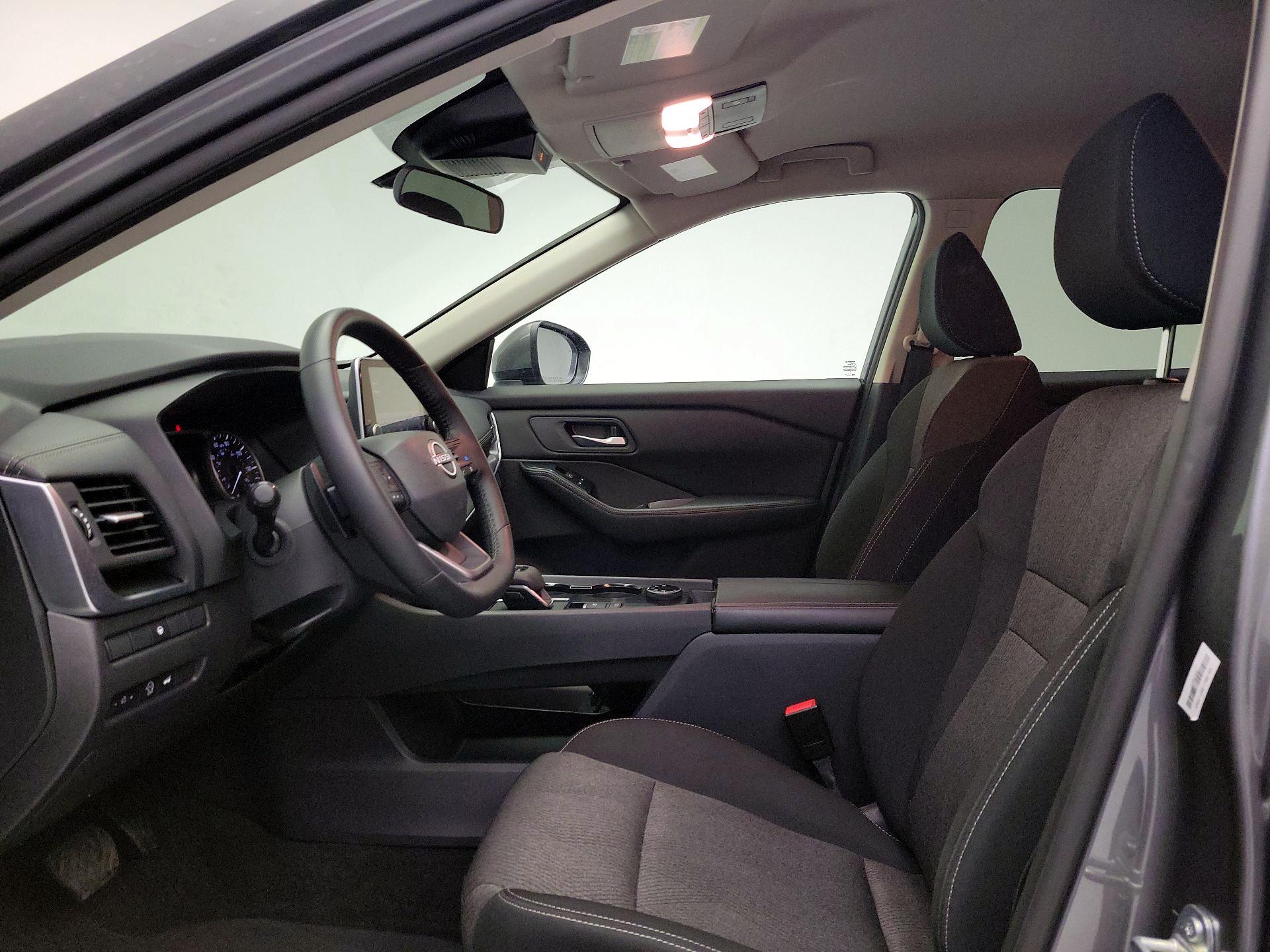 Thumbnail: 2025 Nissan Rogue - 11