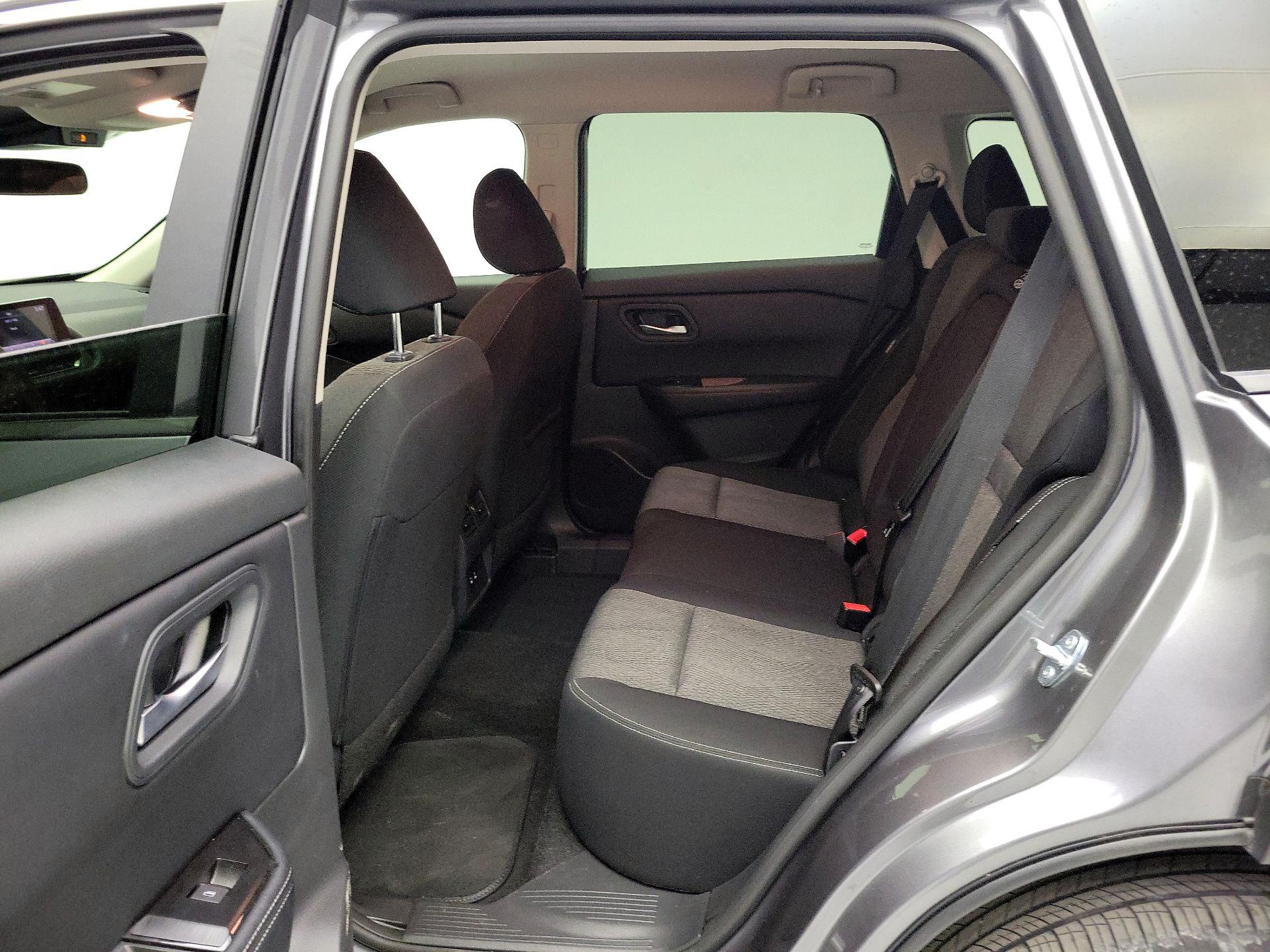 Thumbnail: 2025 Nissan Rogue - 18