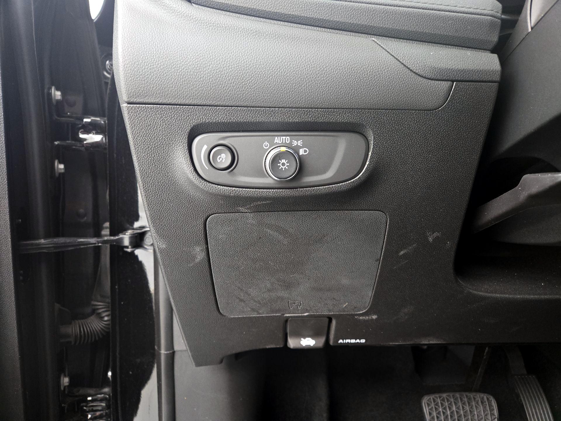 Thumbnail: 2025 Buick Encore GX - 13