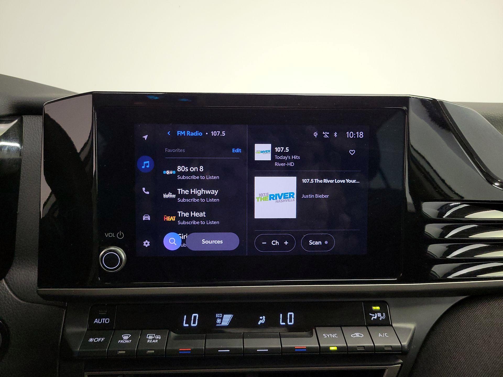 Thumbnail: 2025 Toyota Camry - 16