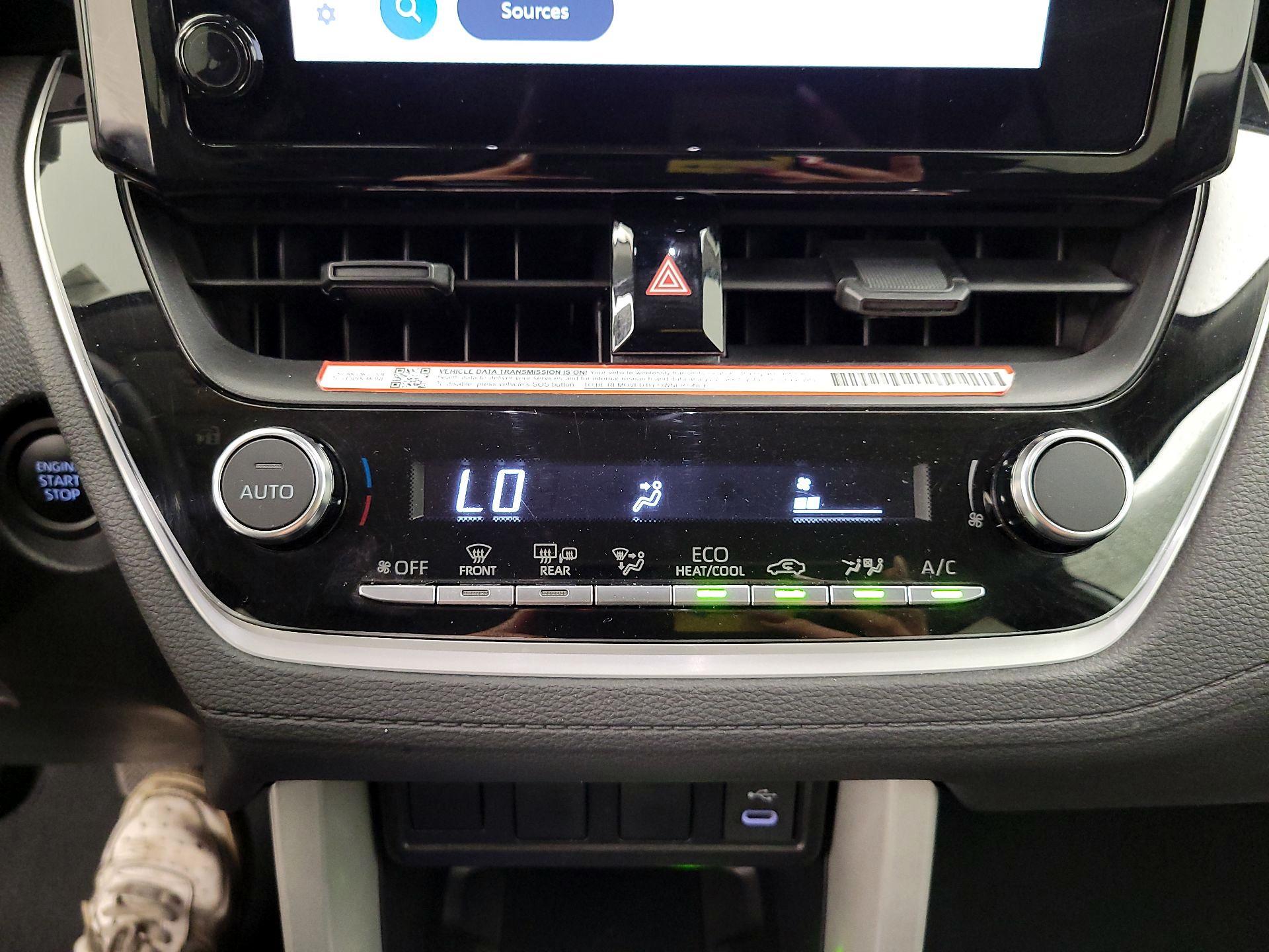 Thumbnail: 2025 Toyota Corolla Cross - 16