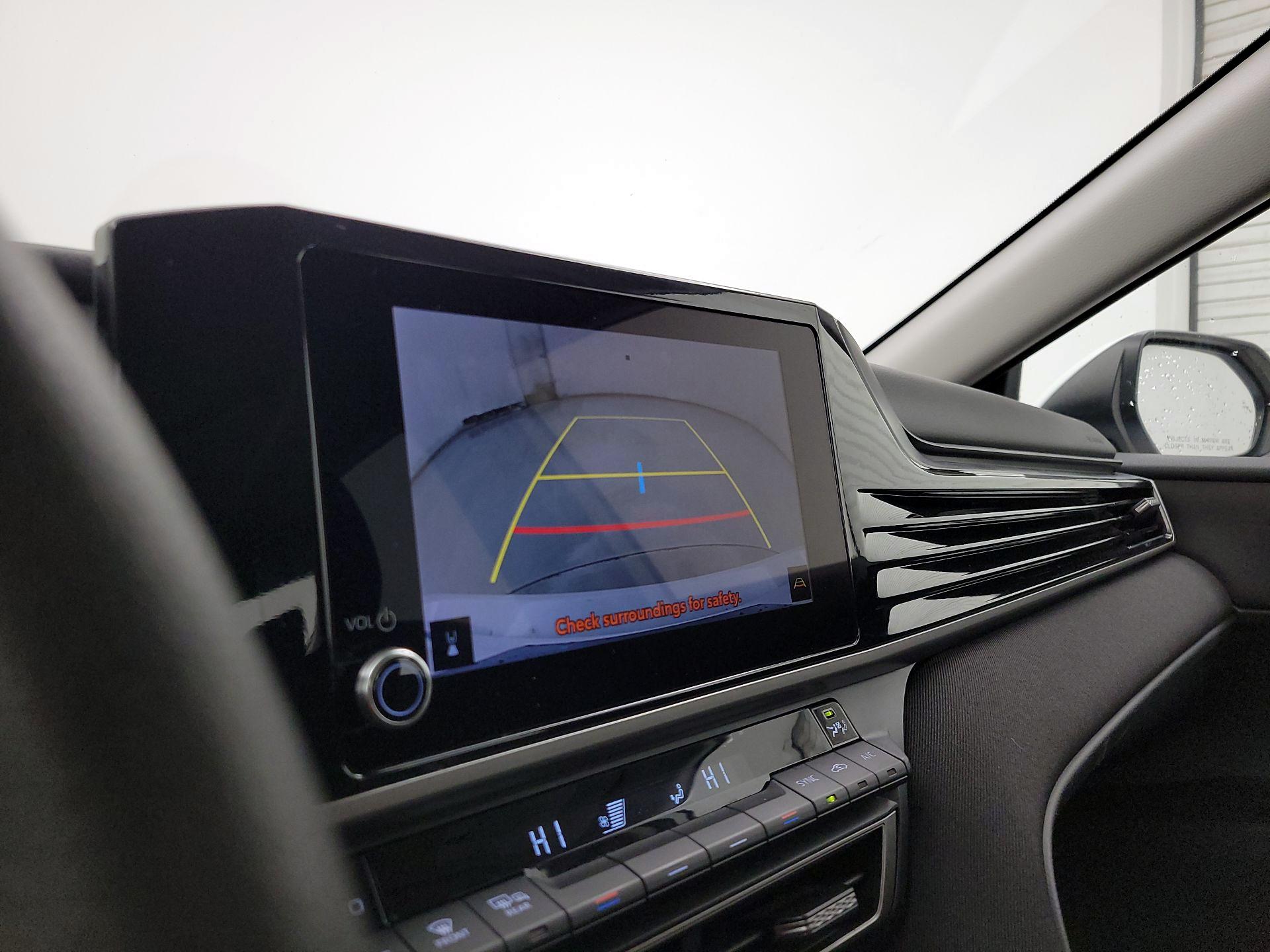 Thumbnail: 2025 Toyota Camry - 14