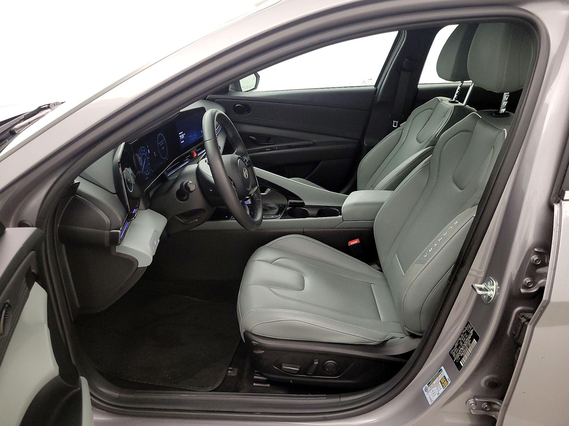 Thumbnail: 2025 Hyundai Elantra - 11