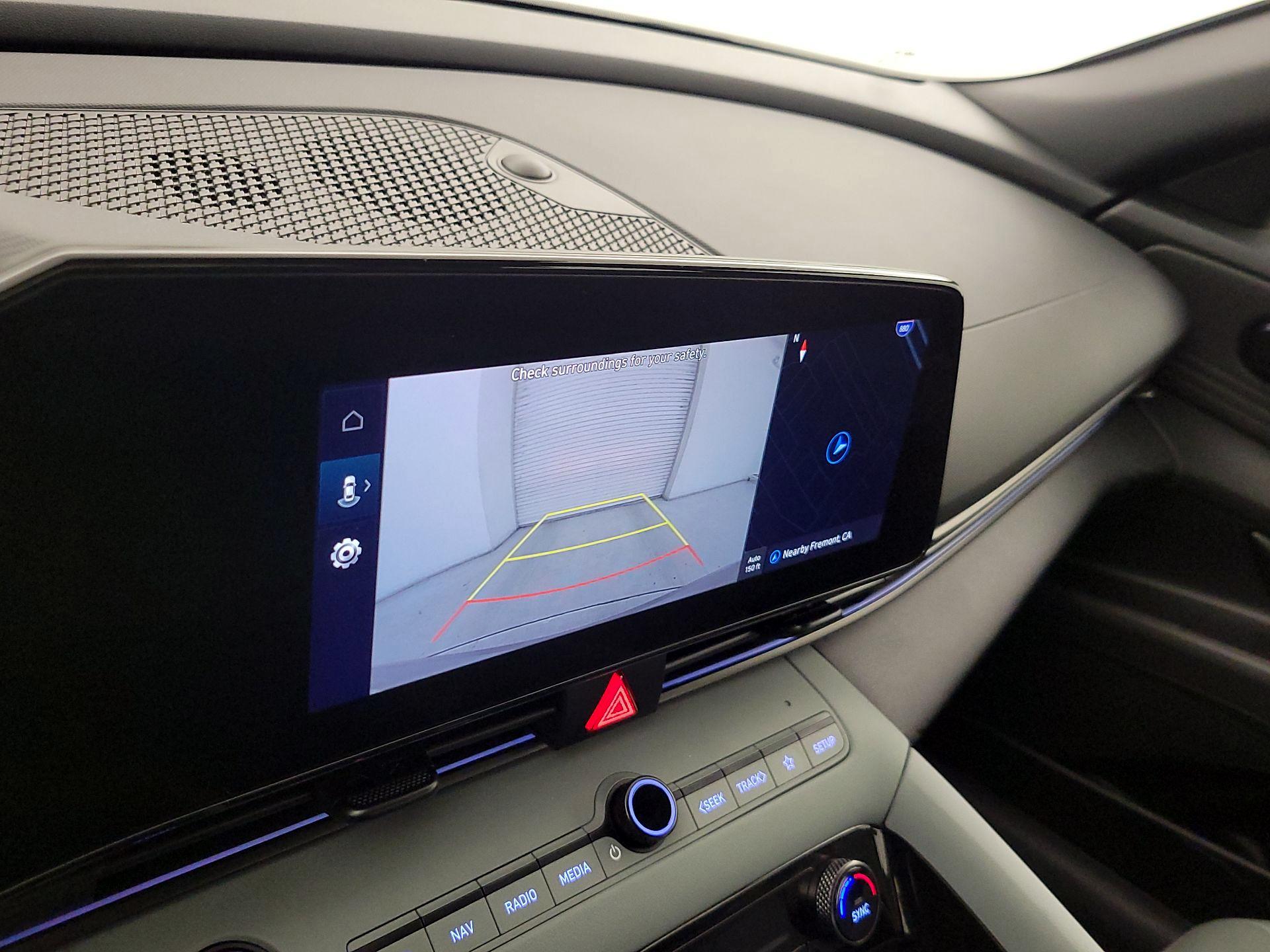 Thumbnail: 2025 Hyundai Elantra - 15