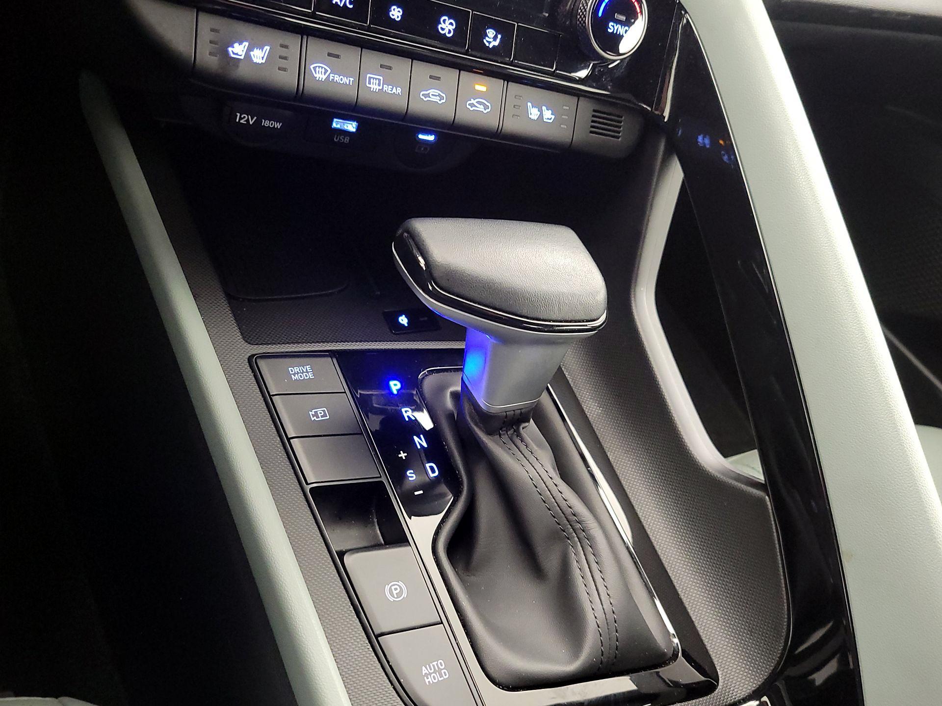 Thumbnail: 2025 Hyundai Elantra - 18