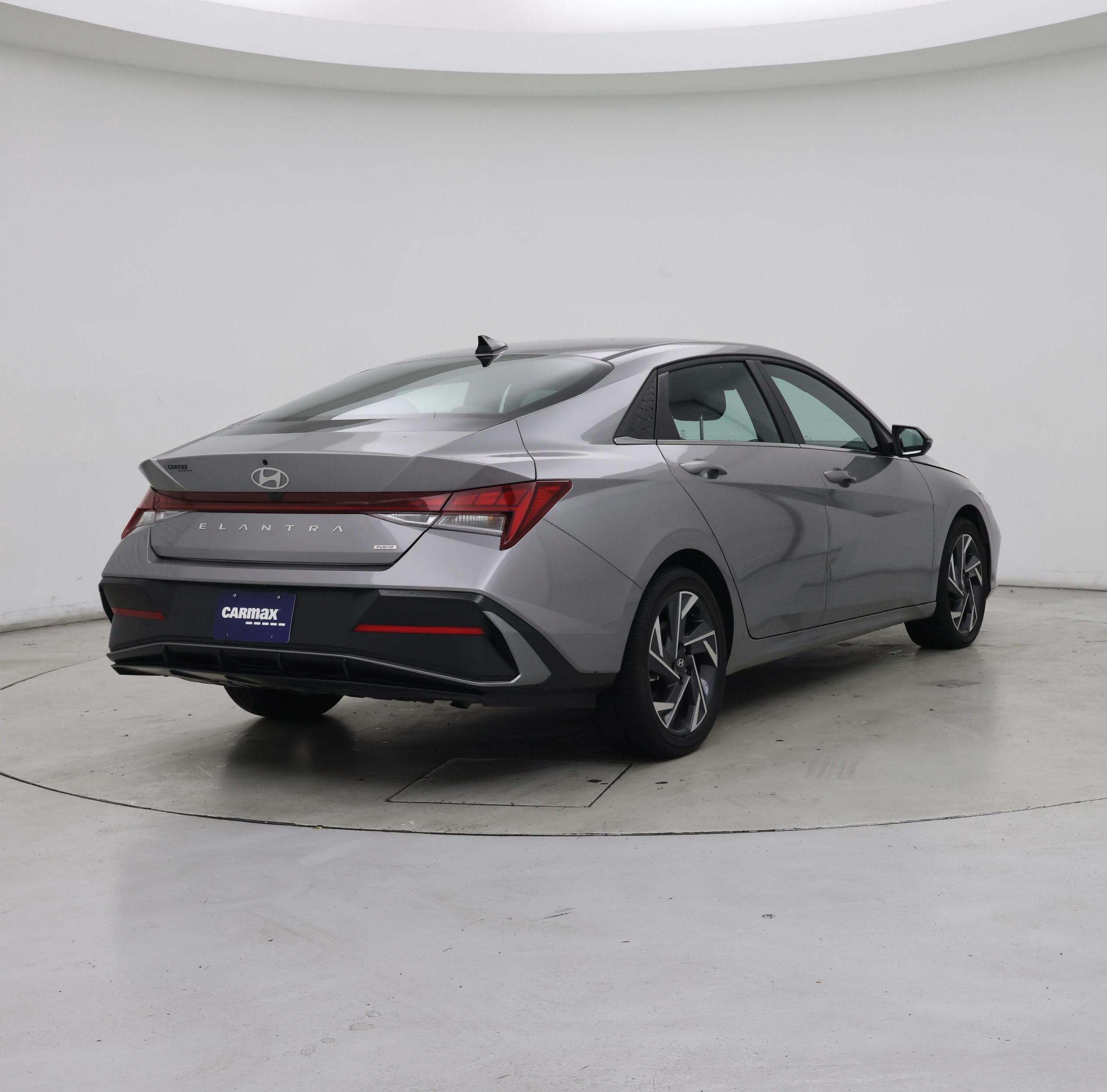 Thumbnail: 2025 Hyundai Elantra - 8