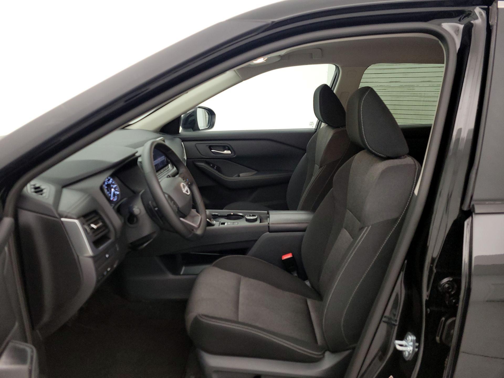 Thumbnail: 2025 Nissan Rogue - 11