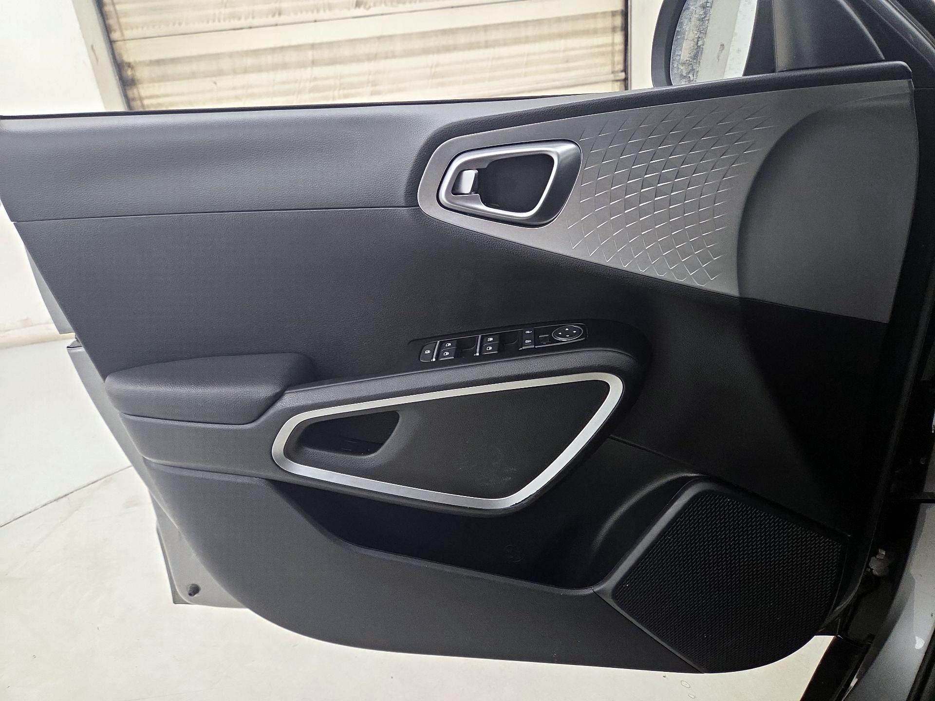 Thumbnail: 2025 Kia Soul - 12