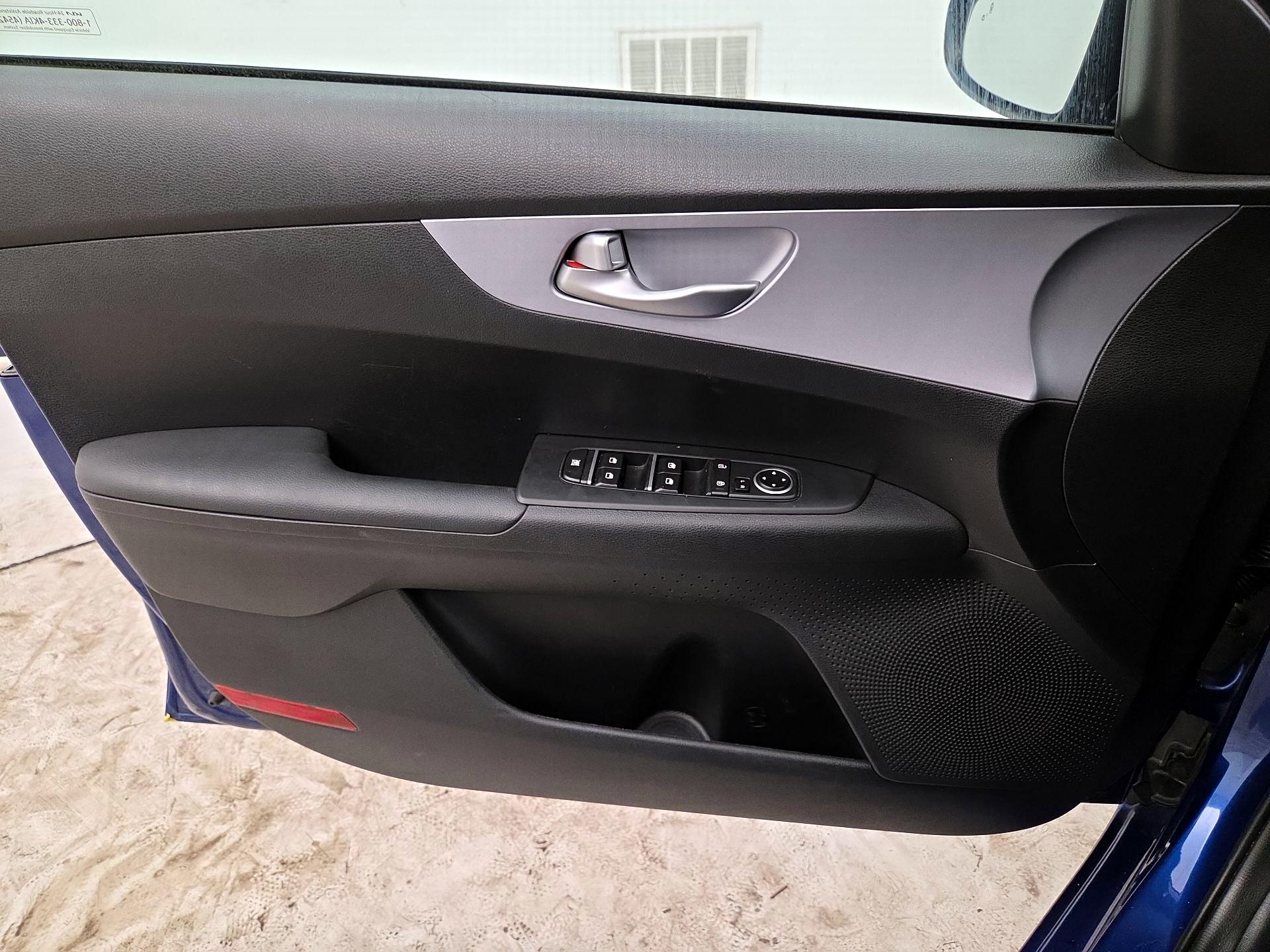 Thumbnail: 2024 Kia Forte - 12