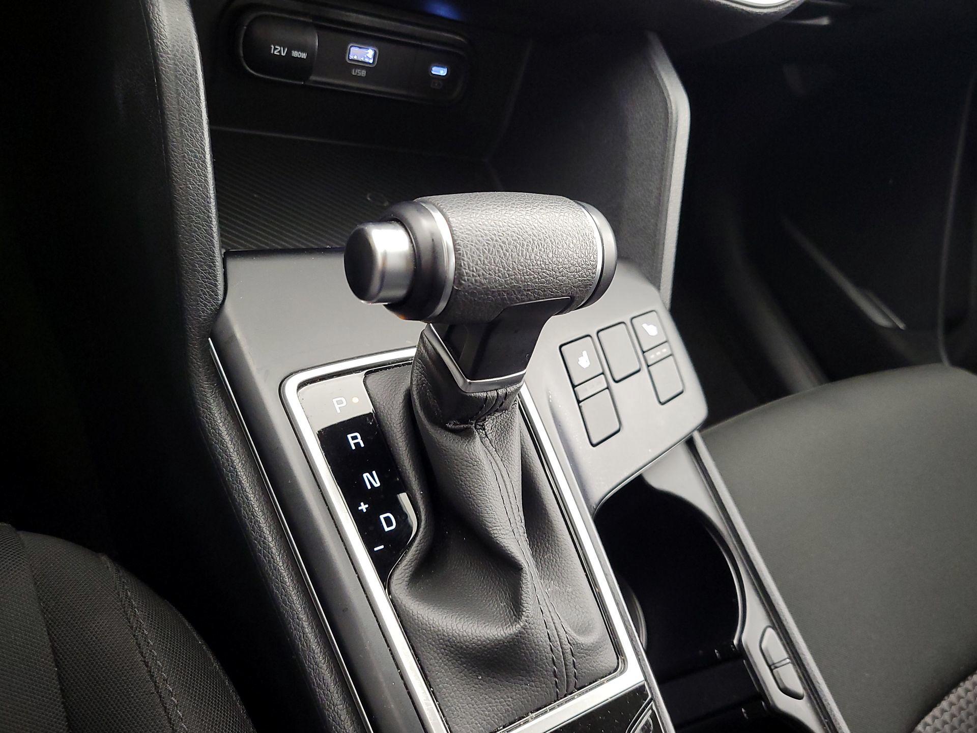 Thumbnail: 2025 Kia Sportage - 17