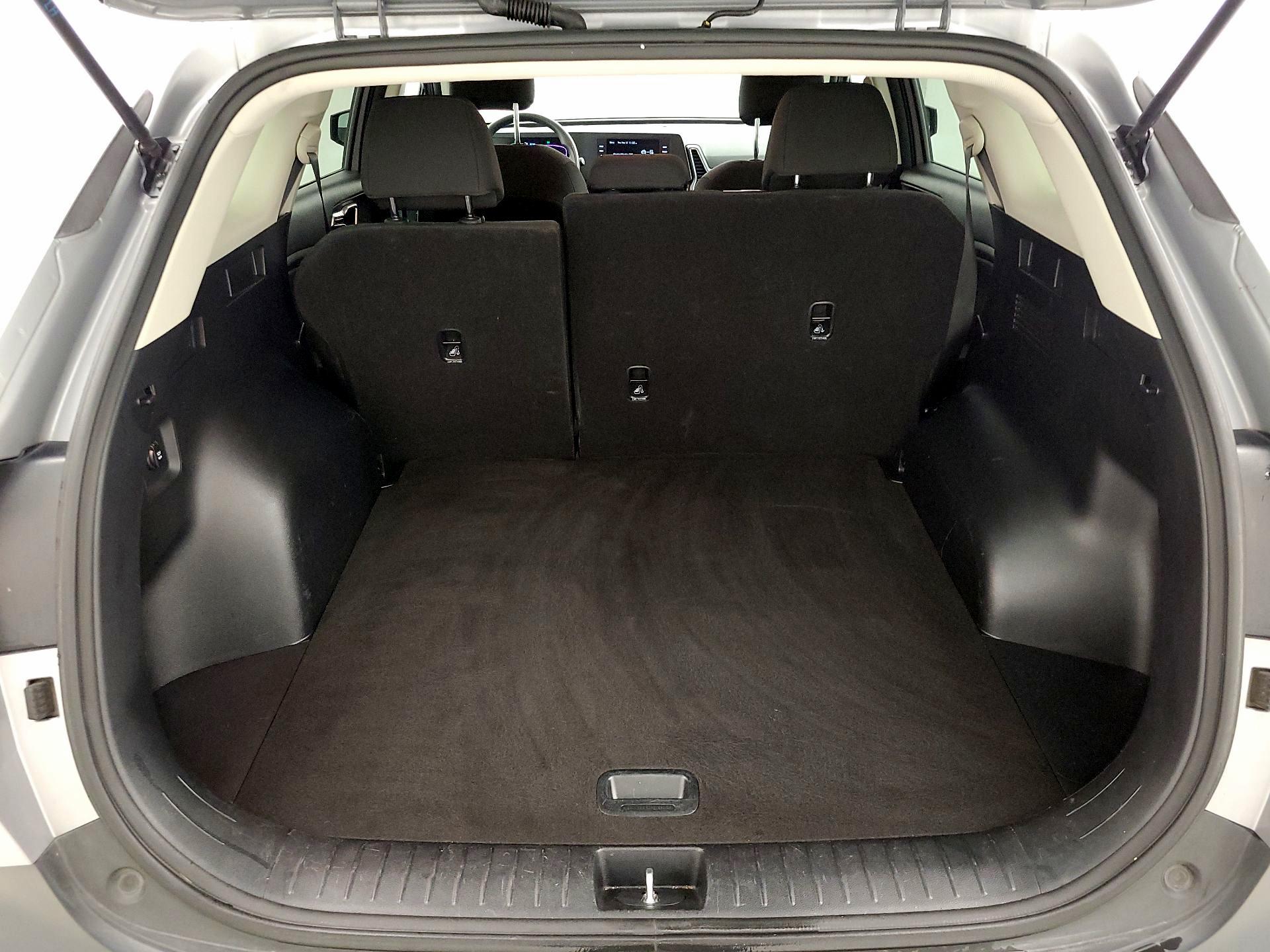 Thumbnail: 2025 Kia Sportage - 19