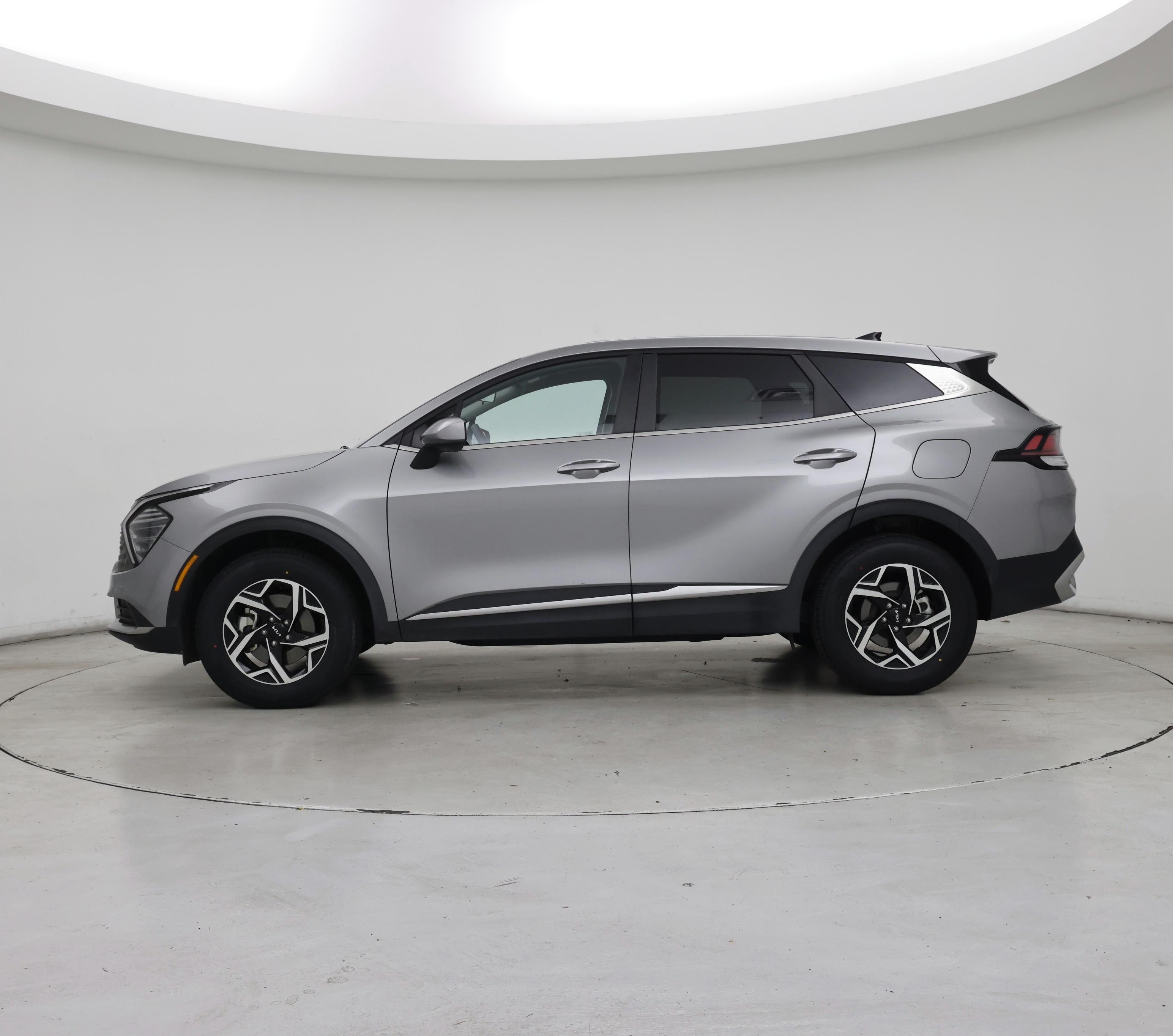 Thumbnail: 2025 Kia Sportage - 3