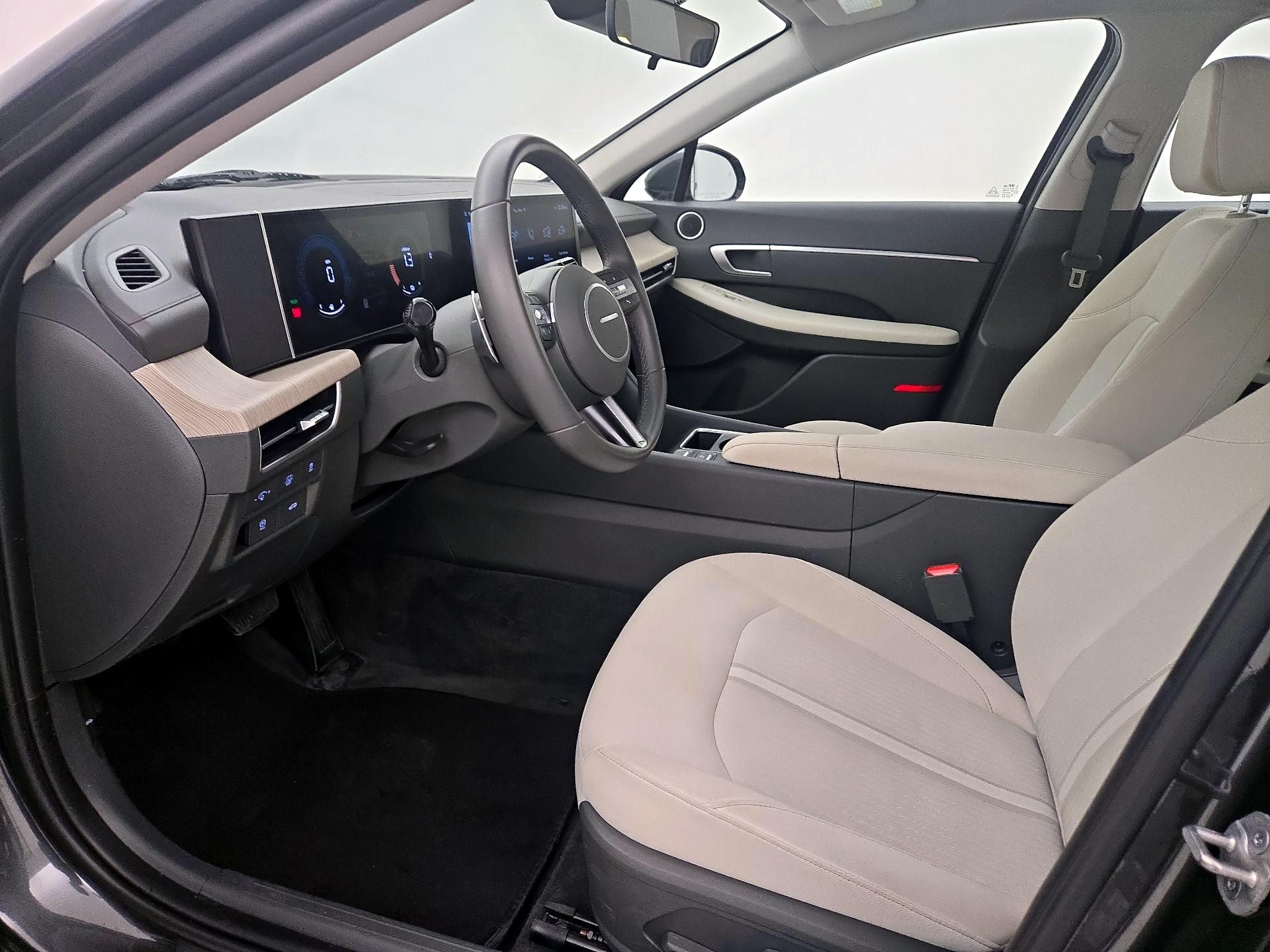 Thumbnail: 2025 Hyundai Sonata - 11