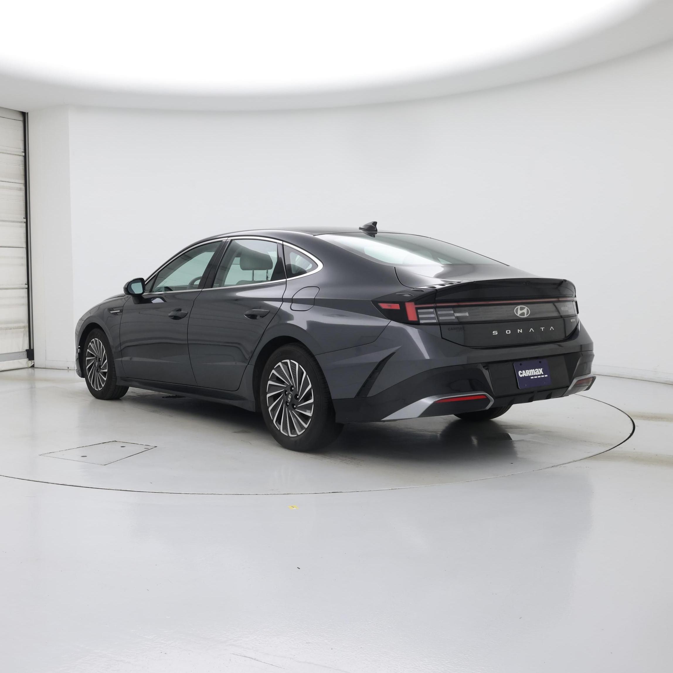 Thumbnail: 2025 Hyundai Sonata - 2