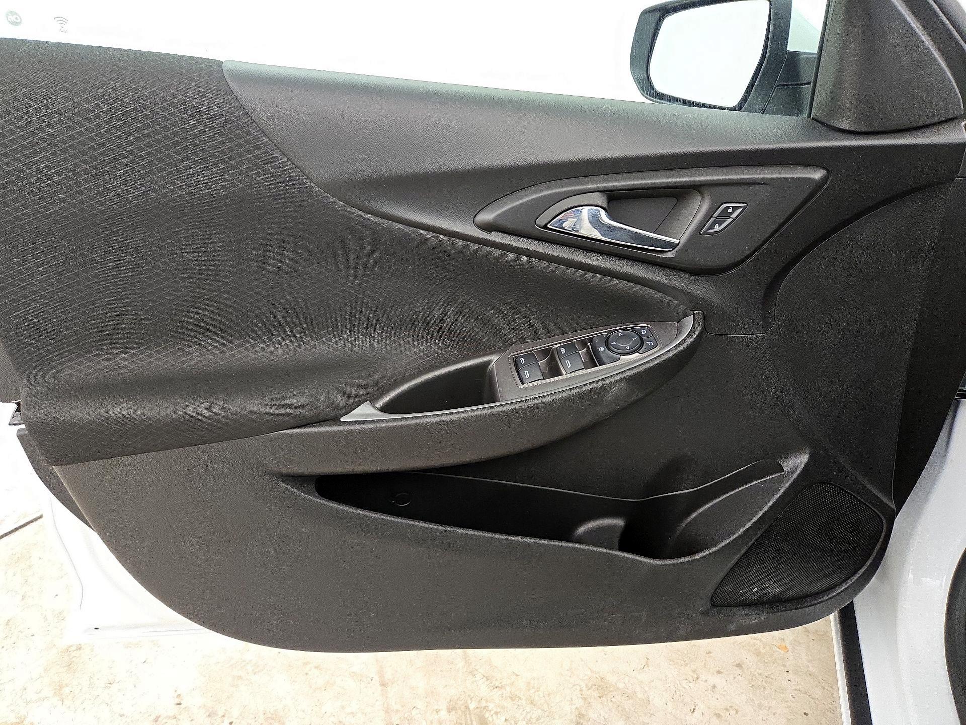 Thumbnail: 2024 Chevrolet Malibu - 12