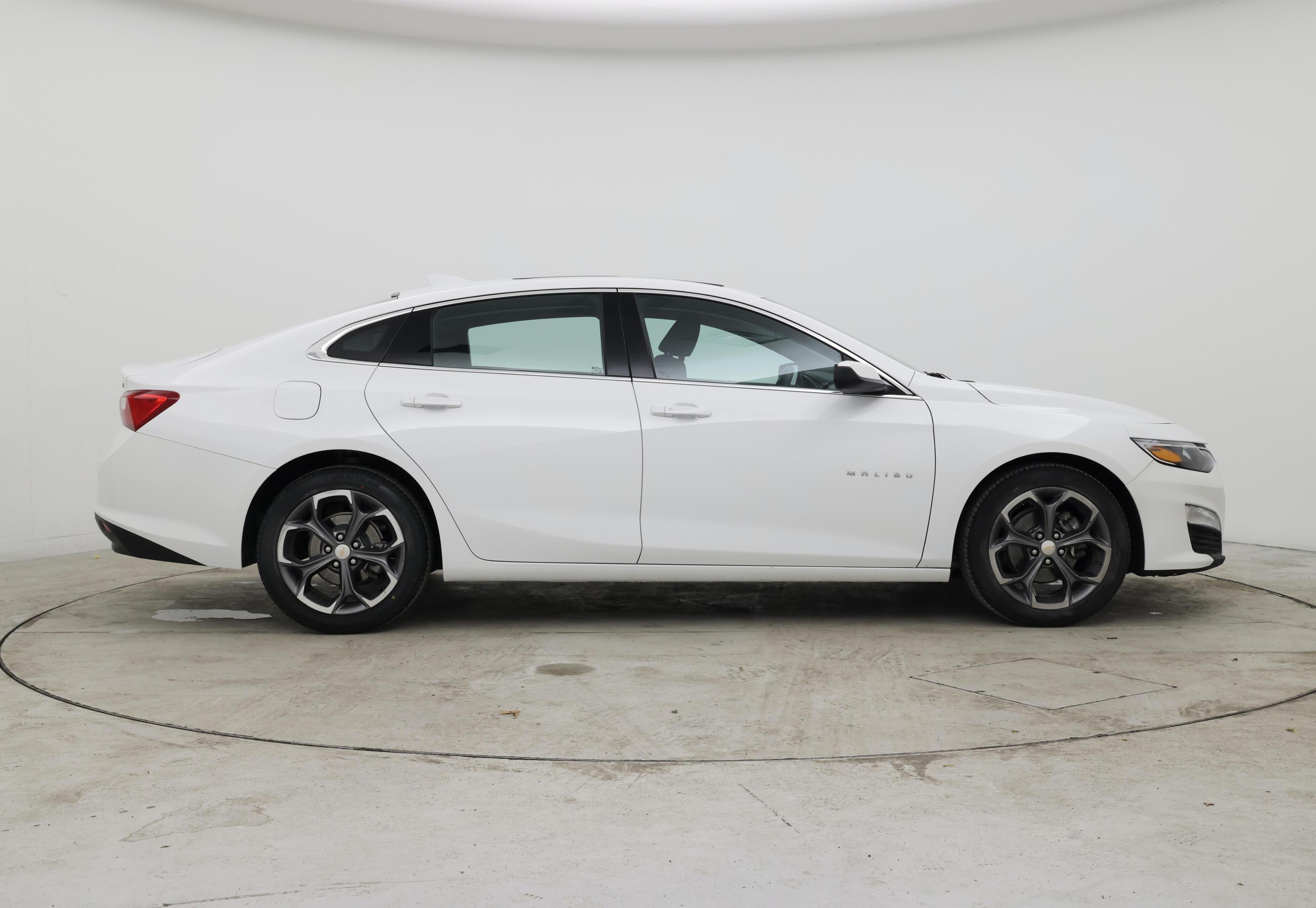 Thumbnail: 2024 Chevrolet Malibu - 7