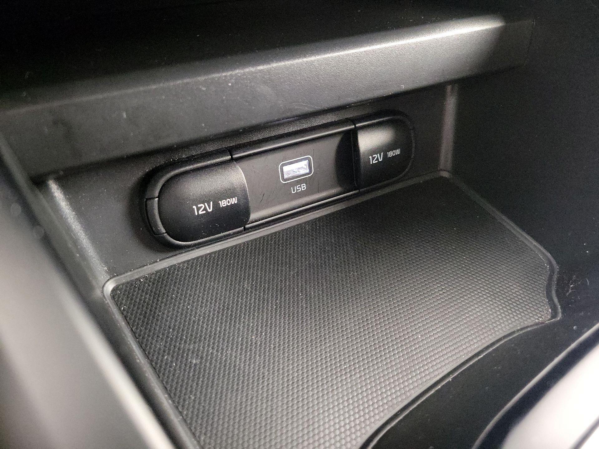 Thumbnail: 2025 Kia Soul - 18