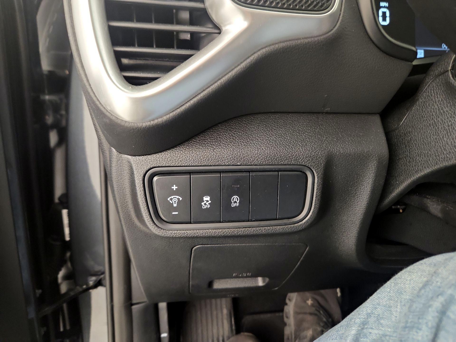 Thumbnail: 2025 Kia Soul - 12