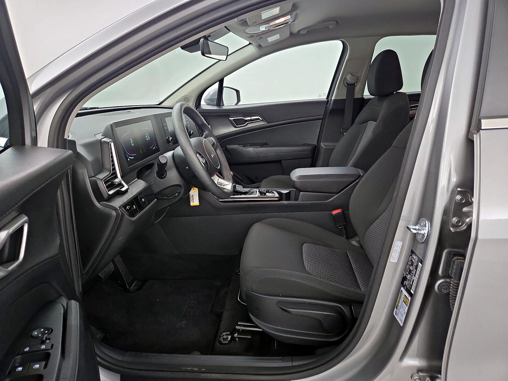 Thumbnail: 2025 Kia Sportage - 11