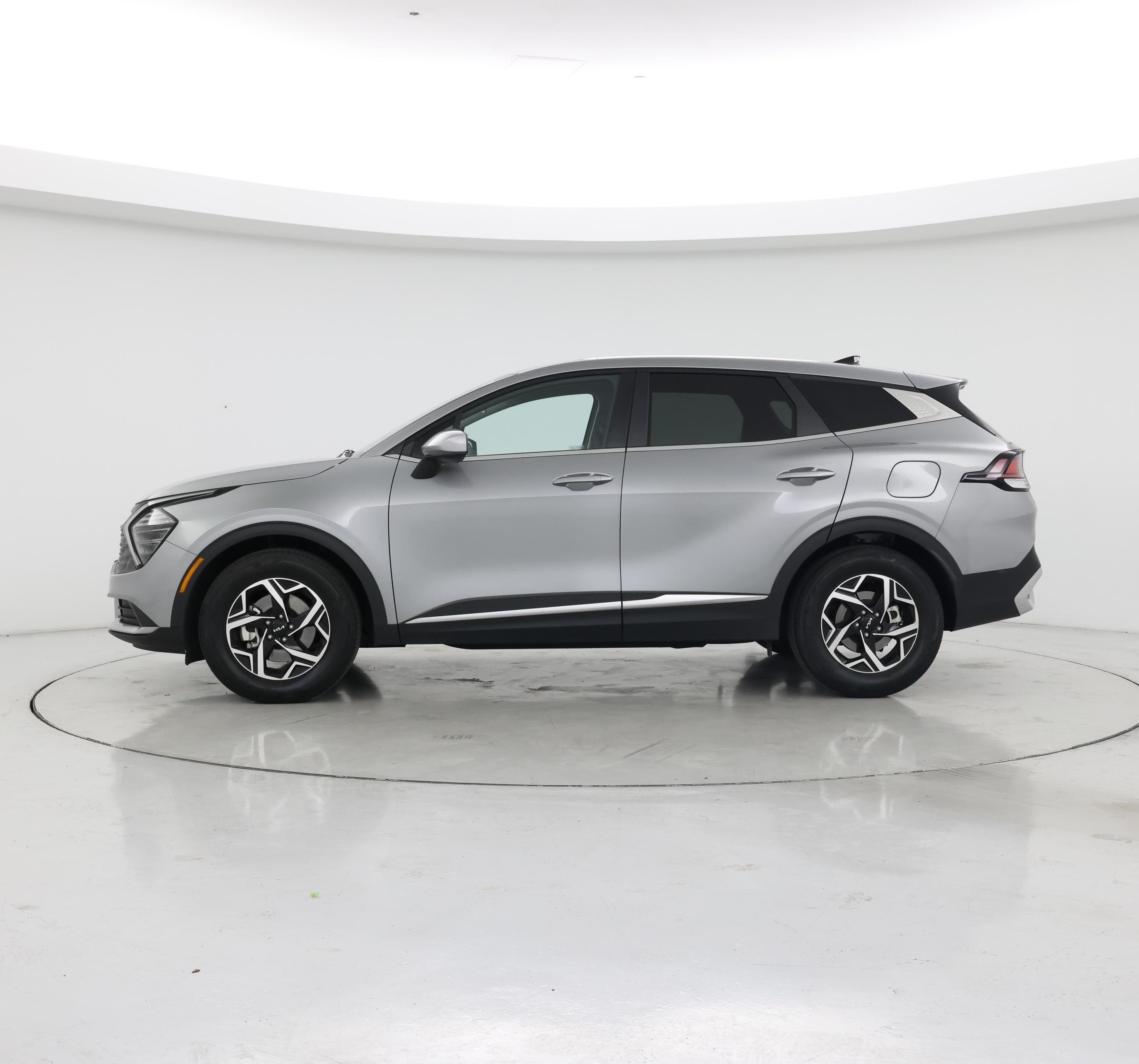Thumbnail: 2025 Kia Sportage - 3