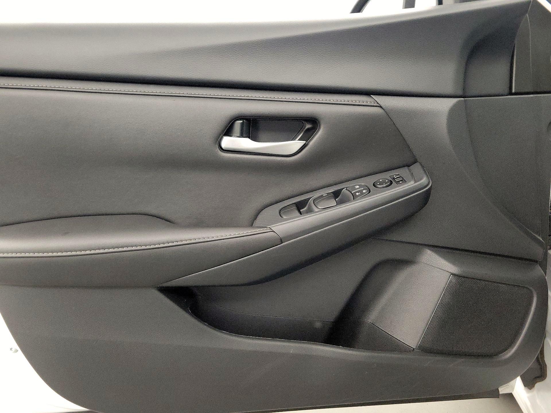 Thumbnail: 2024 Nissan Sentra - 12