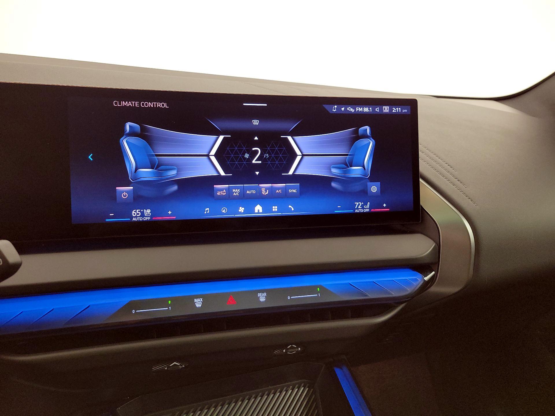 Thumbnail: 2025 BMW X3 - 16