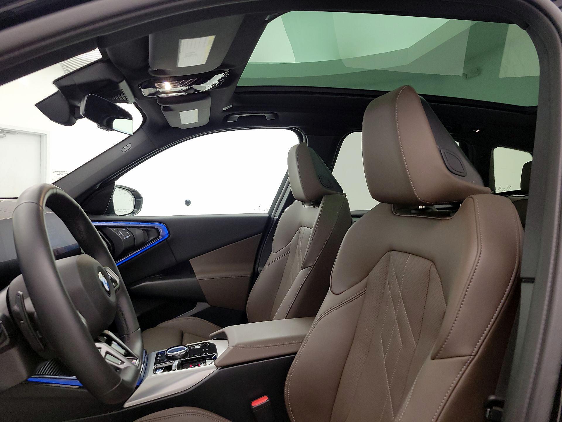 Thumbnail: 2025 BMW X3 - 19