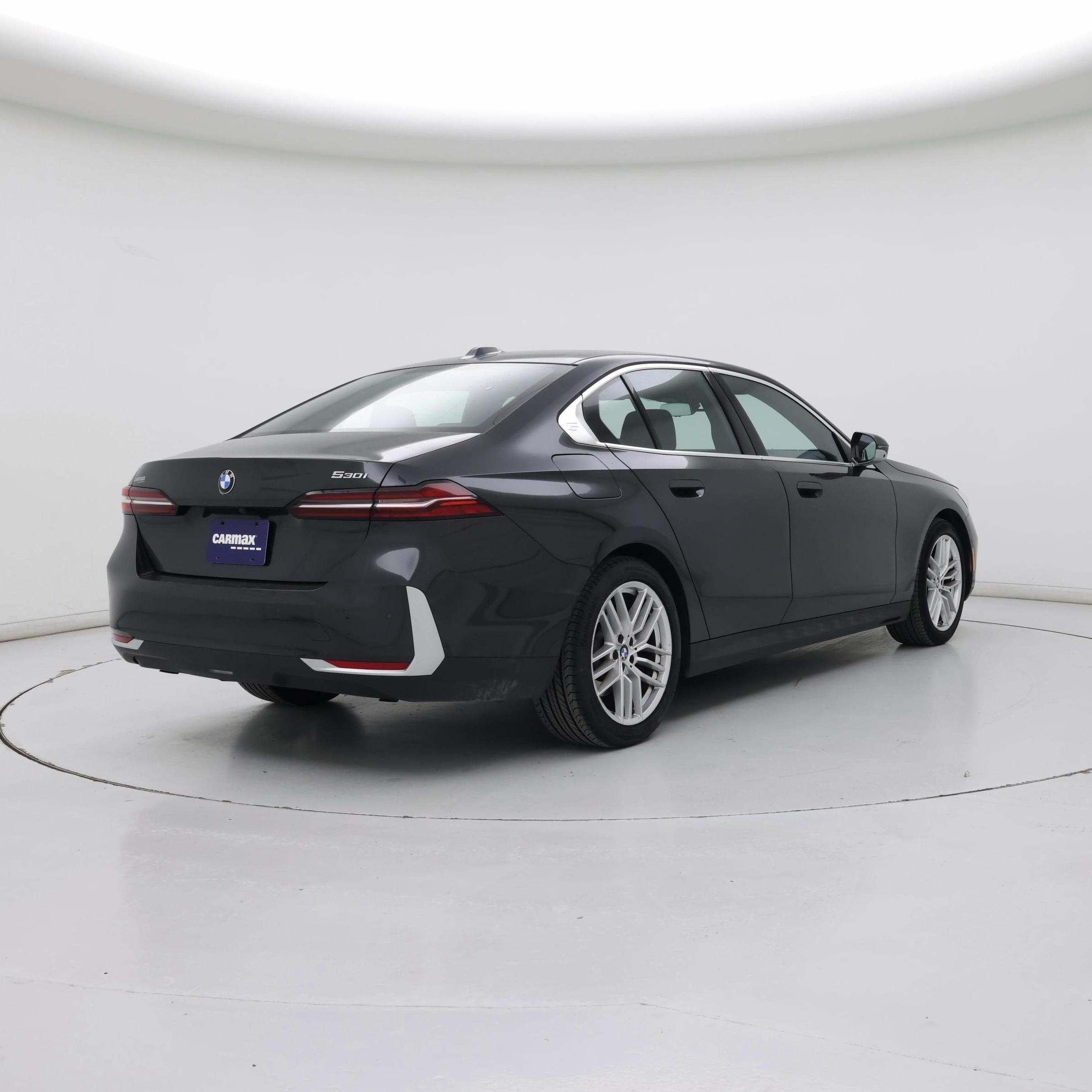 Thumbnail: 2025 BMW 5 Series - 8