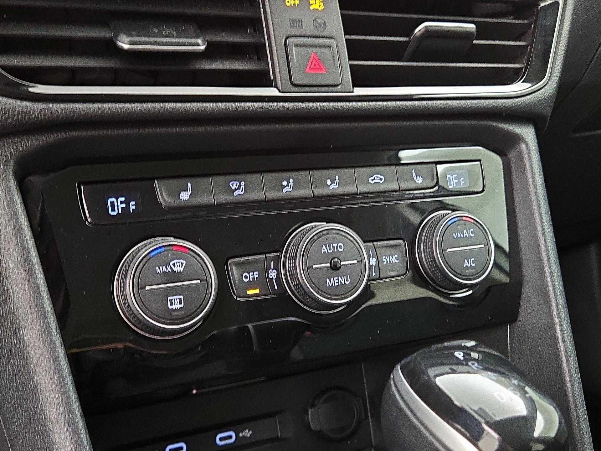 Thumbnail: 2024 Volkswagen Taos - 15