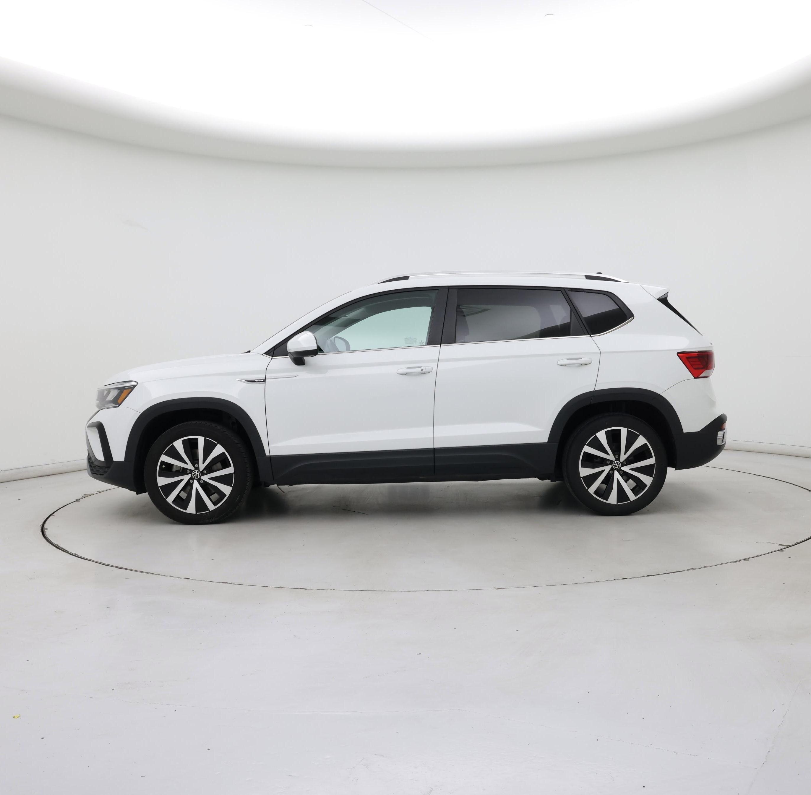 Thumbnail: 2024 Volkswagen Taos - 3