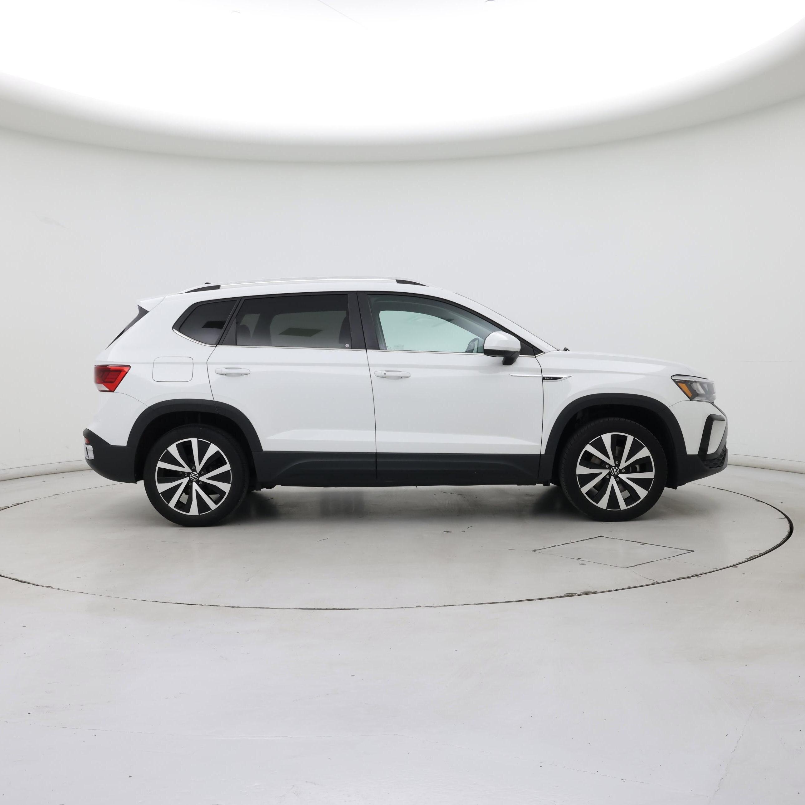 Thumbnail: 2024 Volkswagen Taos - 7