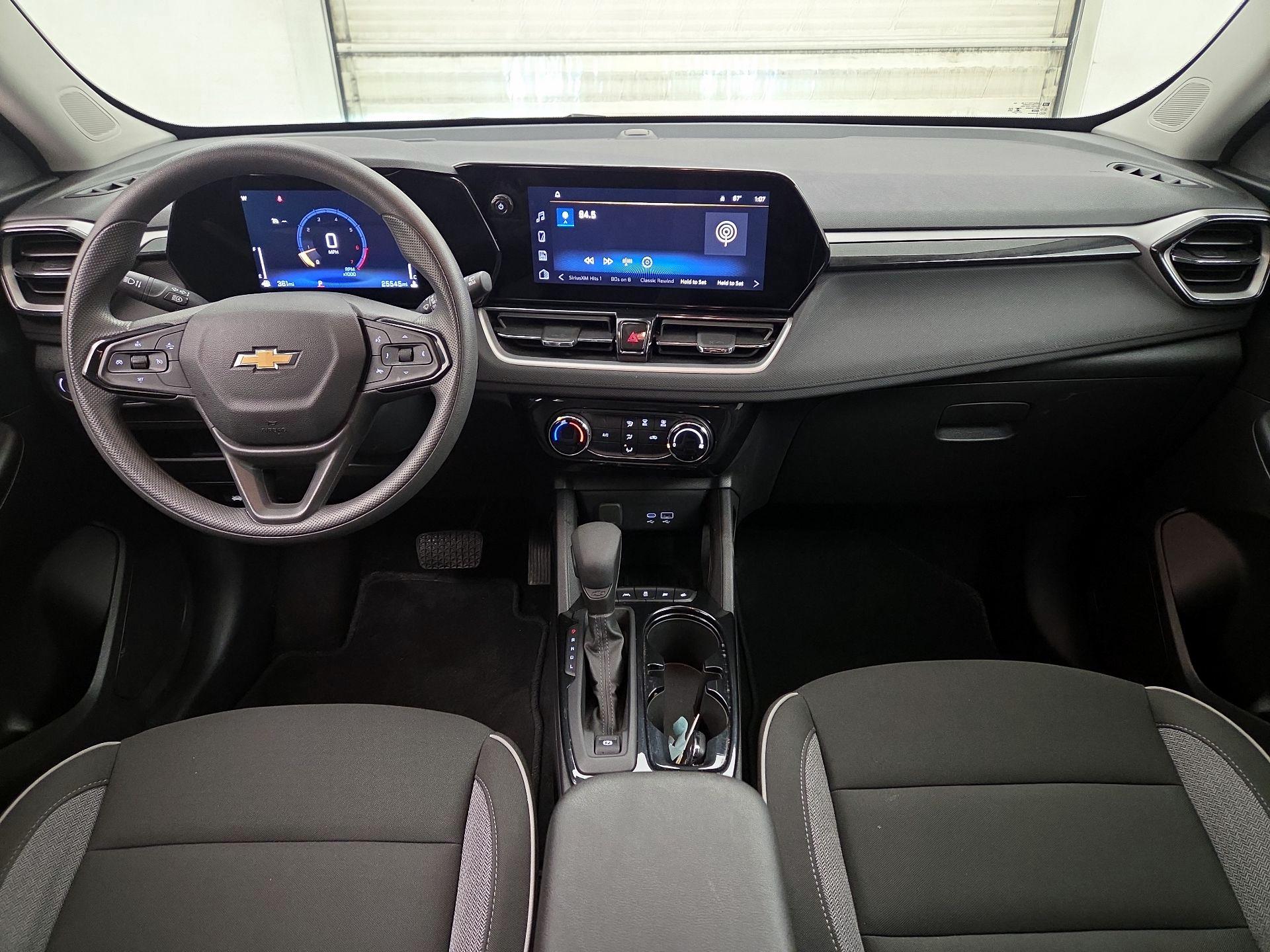 Thumbnail: 2025 Chevrolet TrailBlazer - 9