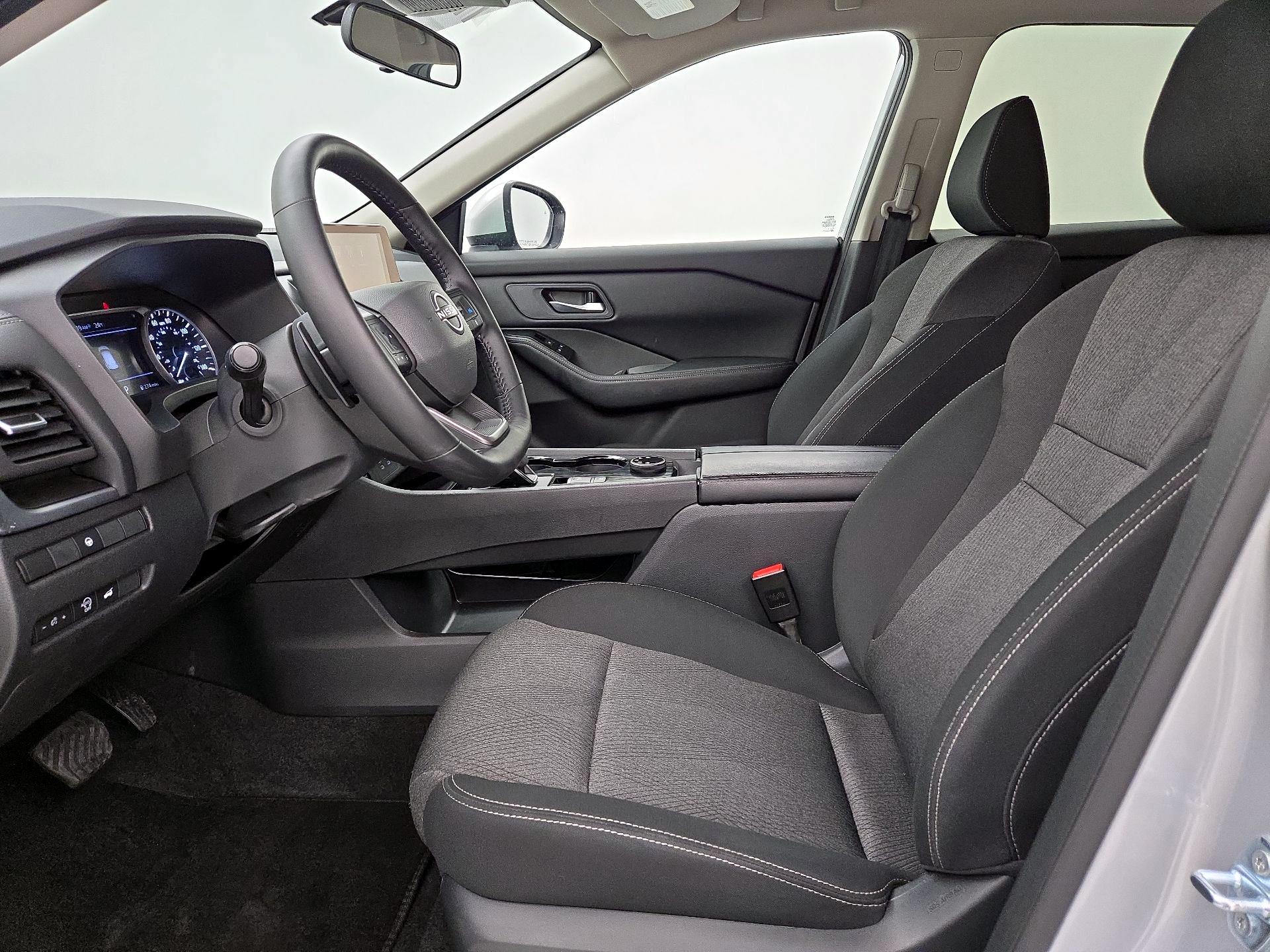 Thumbnail: 2025 Nissan Rogue - 11