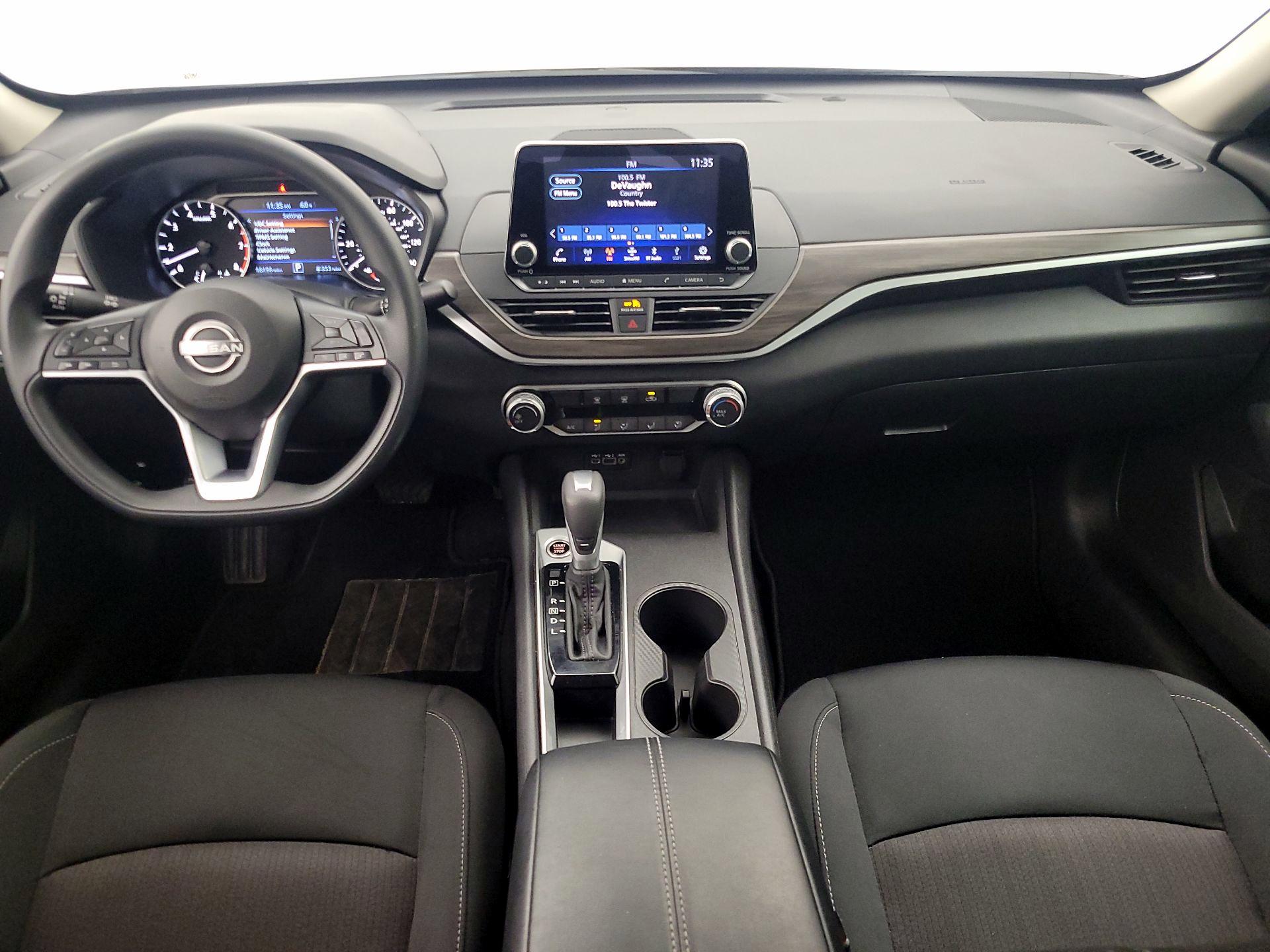 Thumbnail: 2025 Nissan Altima - 9