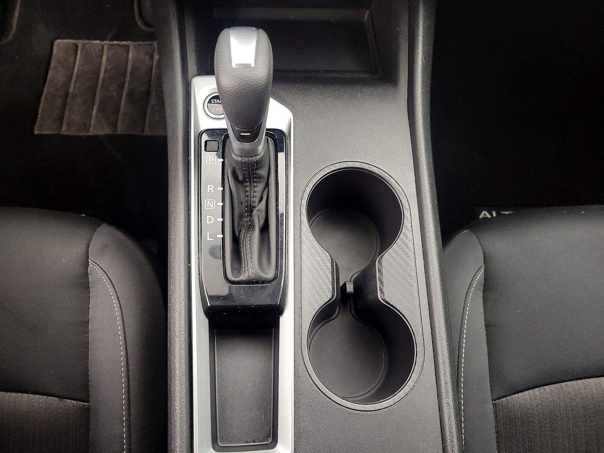 Thumbnail: 2025 Nissan Altima - 17