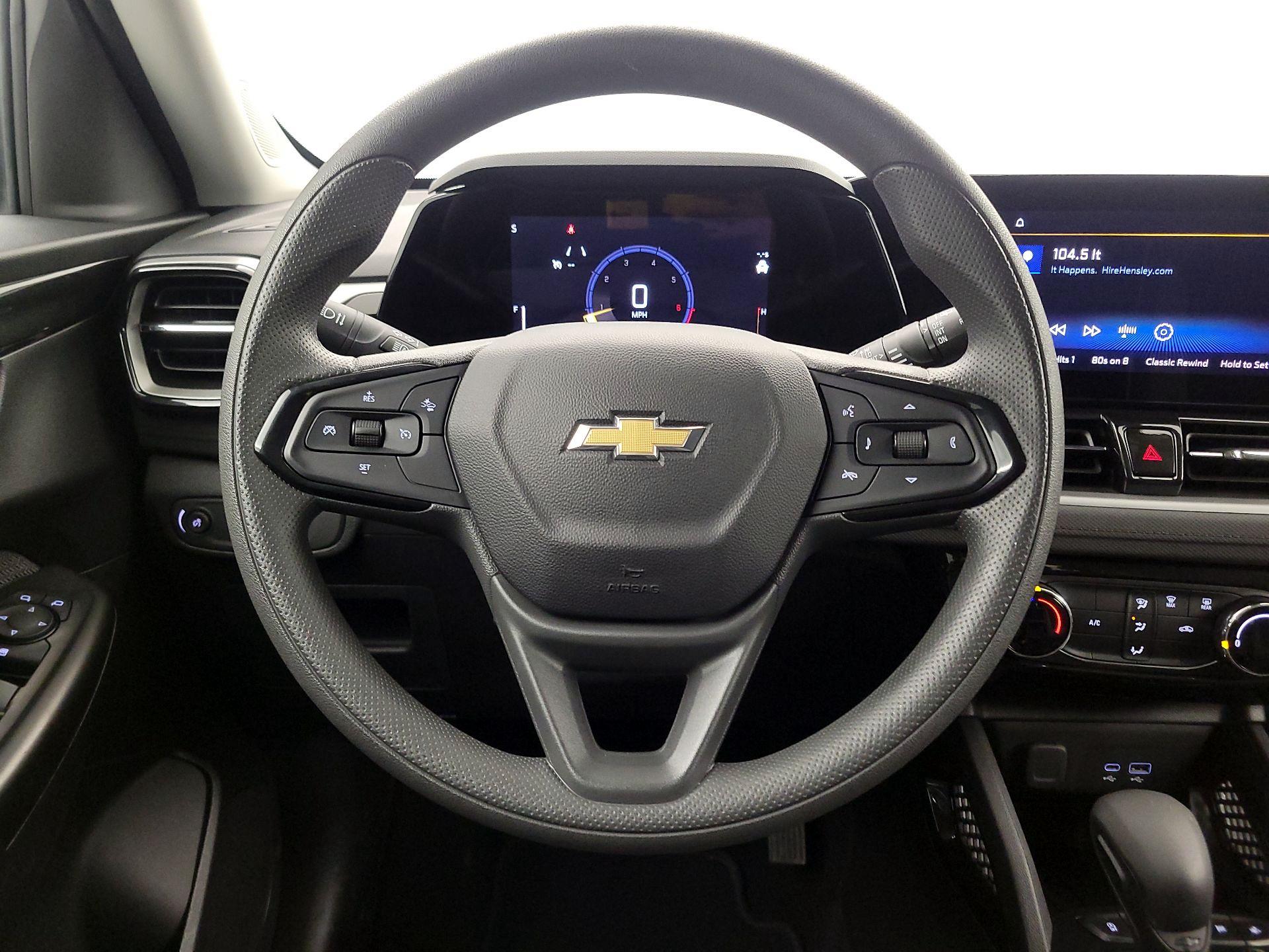 Thumbnail: 2025 Chevrolet TrailBlazer - 10