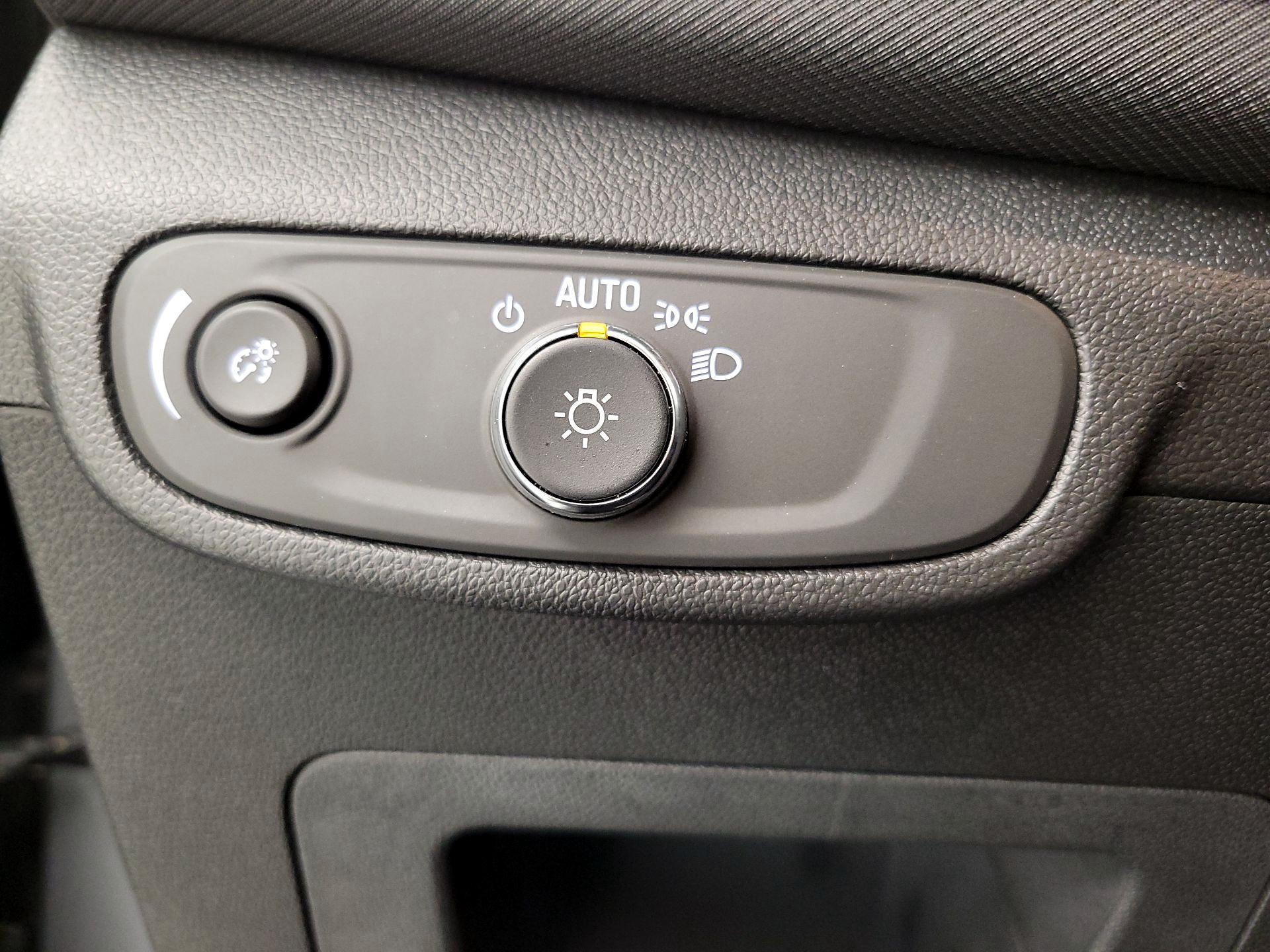 Thumbnail: 2025 Chevrolet TrailBlazer - 13