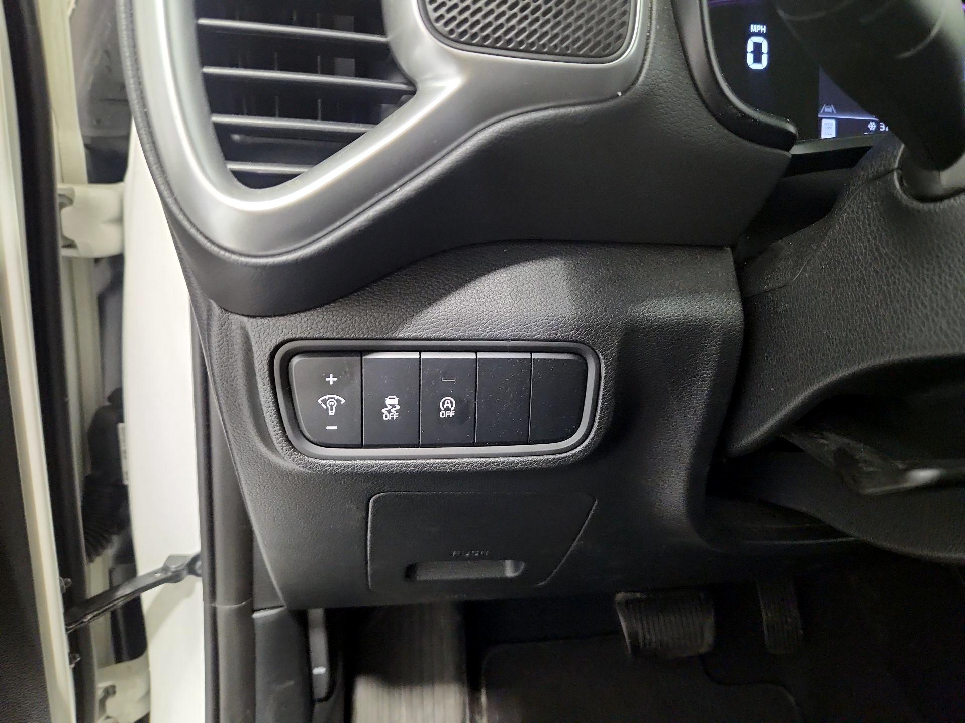 Thumbnail: 2025 Kia Soul - 13