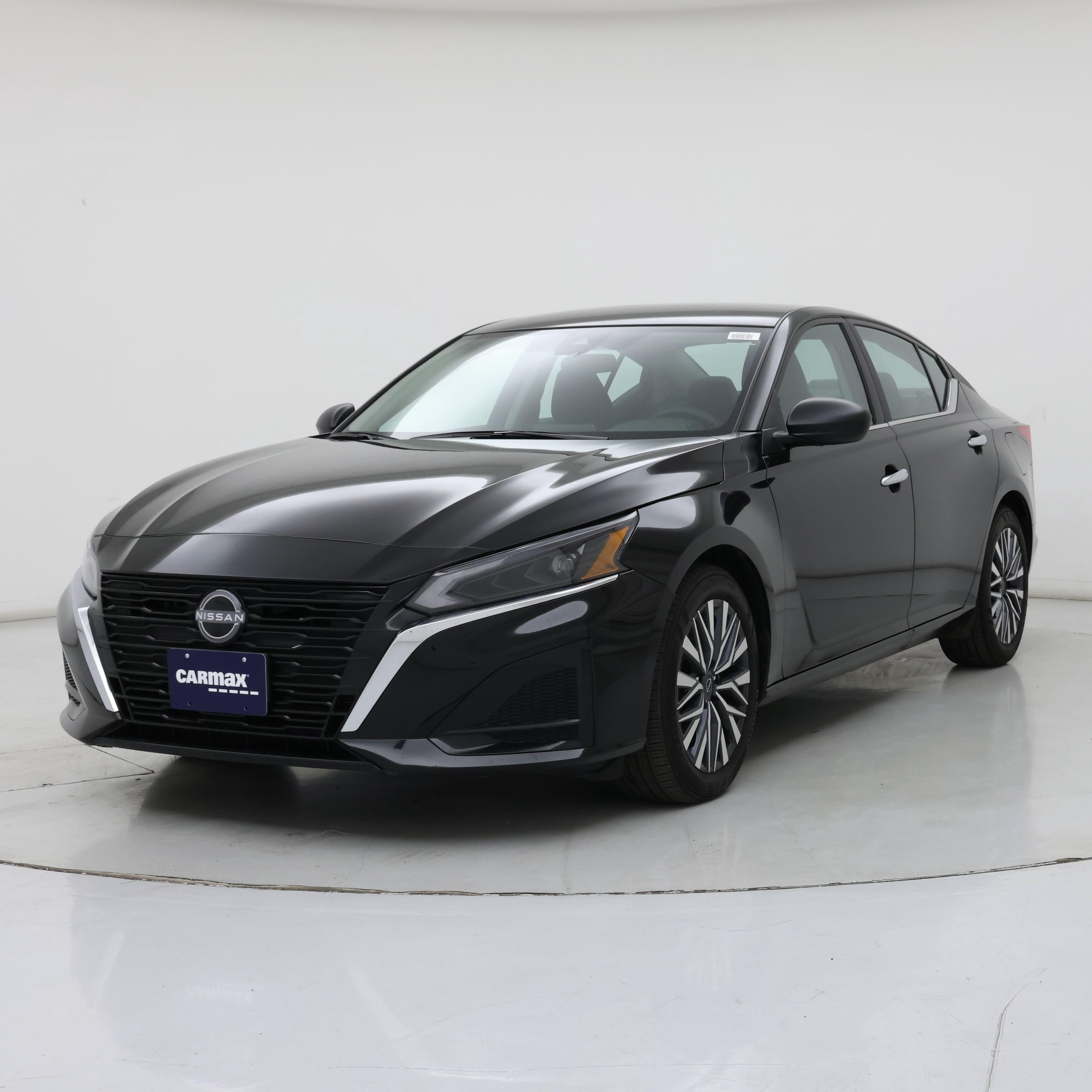 Thumbnail: 2025 Nissan Altima - 4