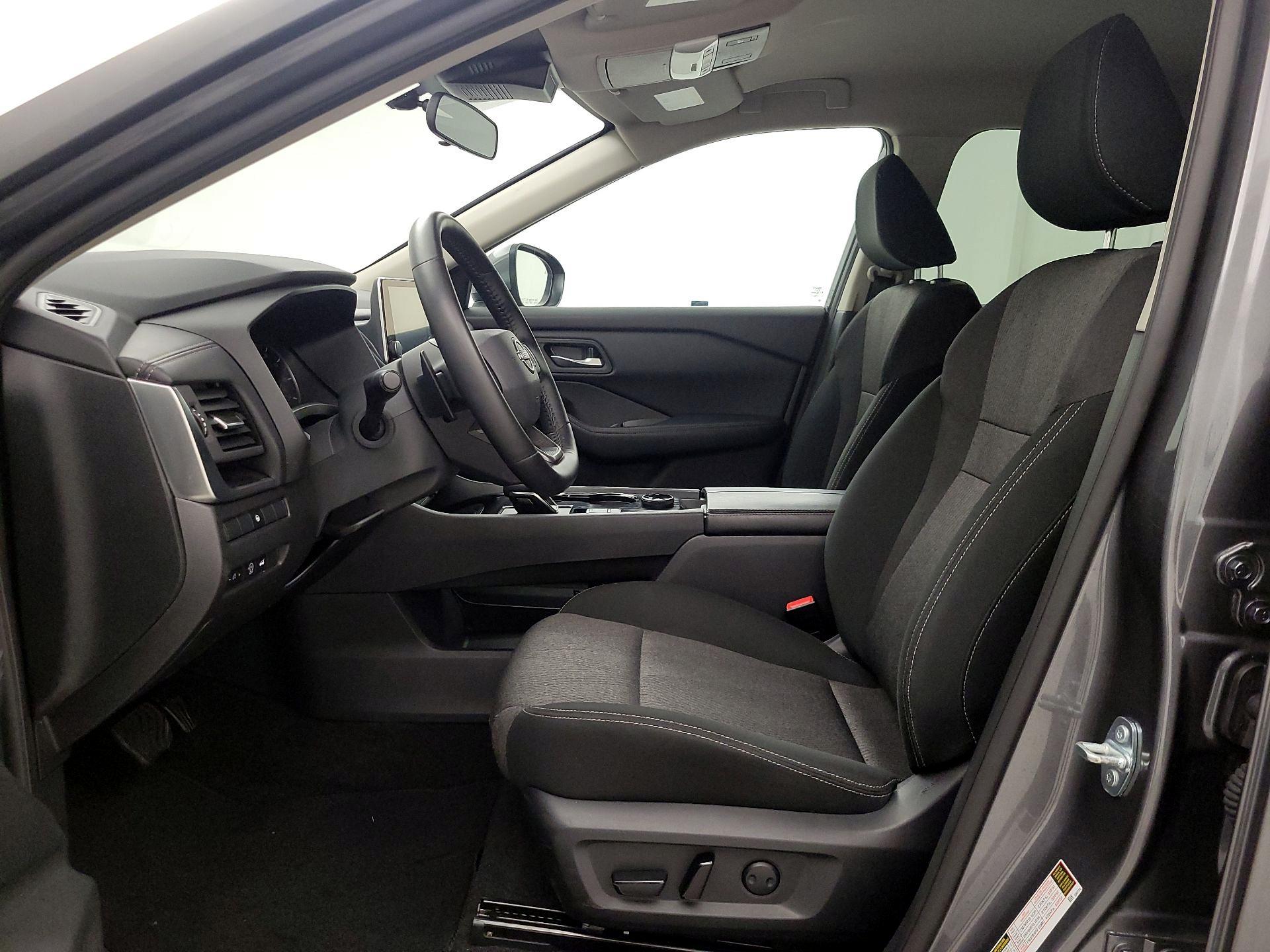 Thumbnail: 2025 Nissan Rogue - 11