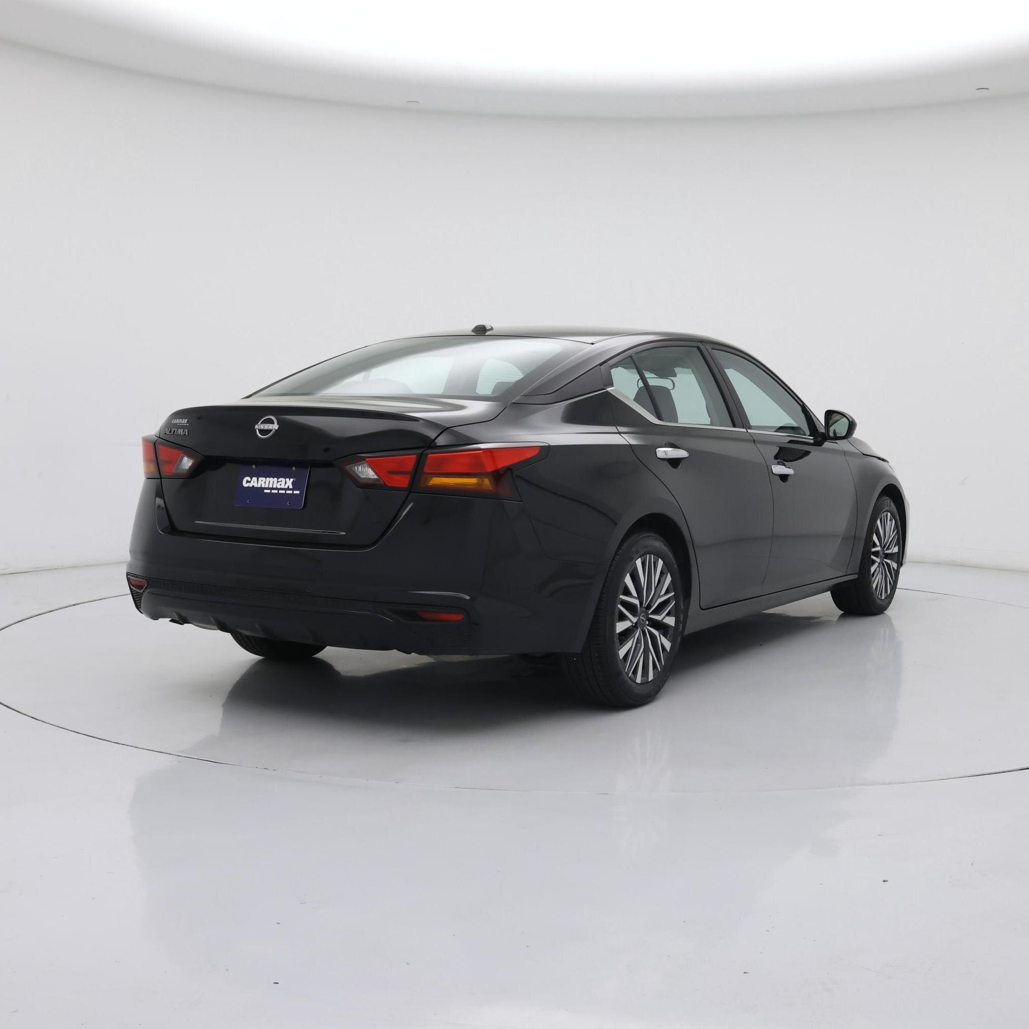 Thumbnail: 2025 Nissan Altima - 8