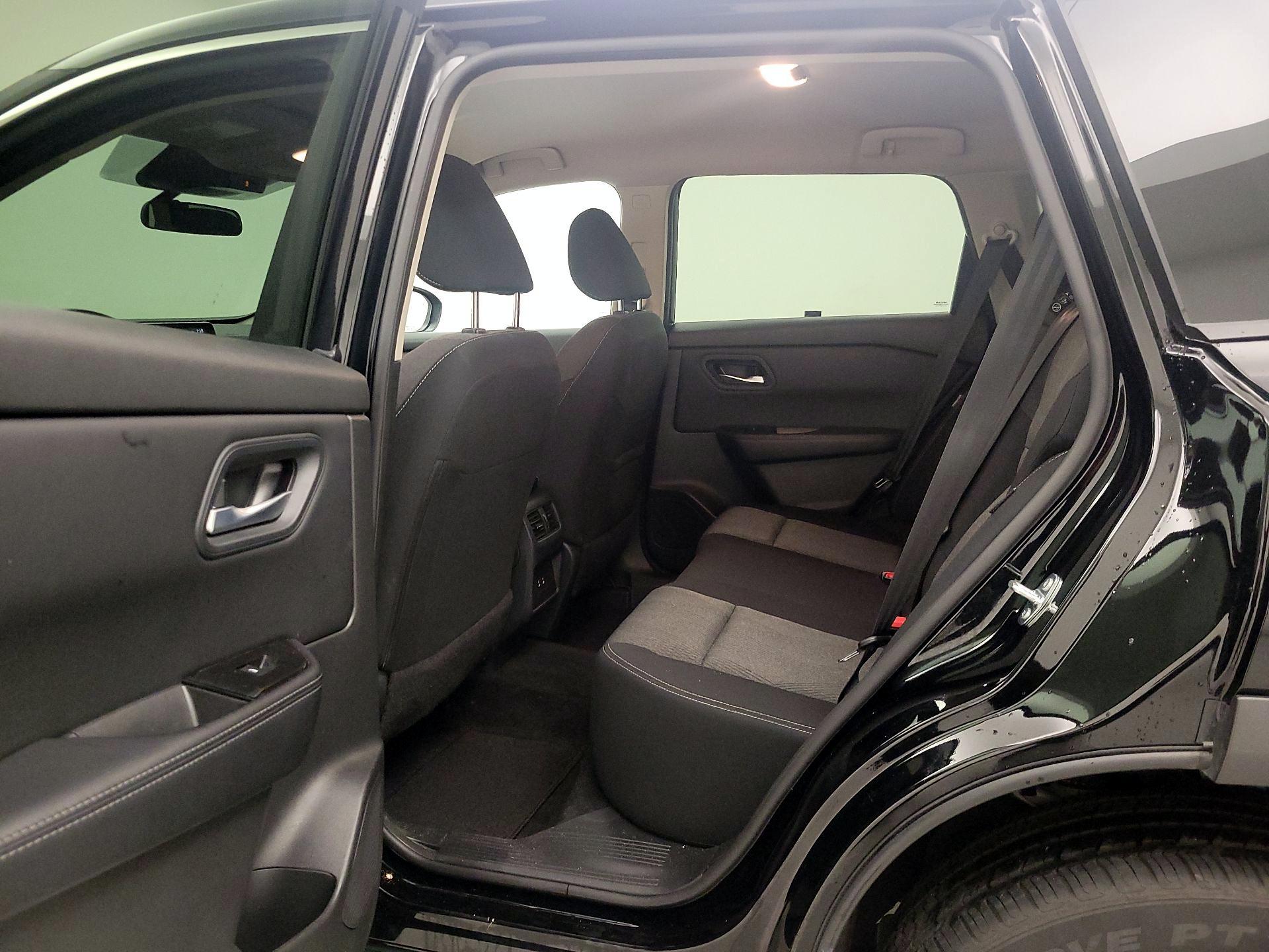 Thumbnail: 2025 Nissan Rogue - 19